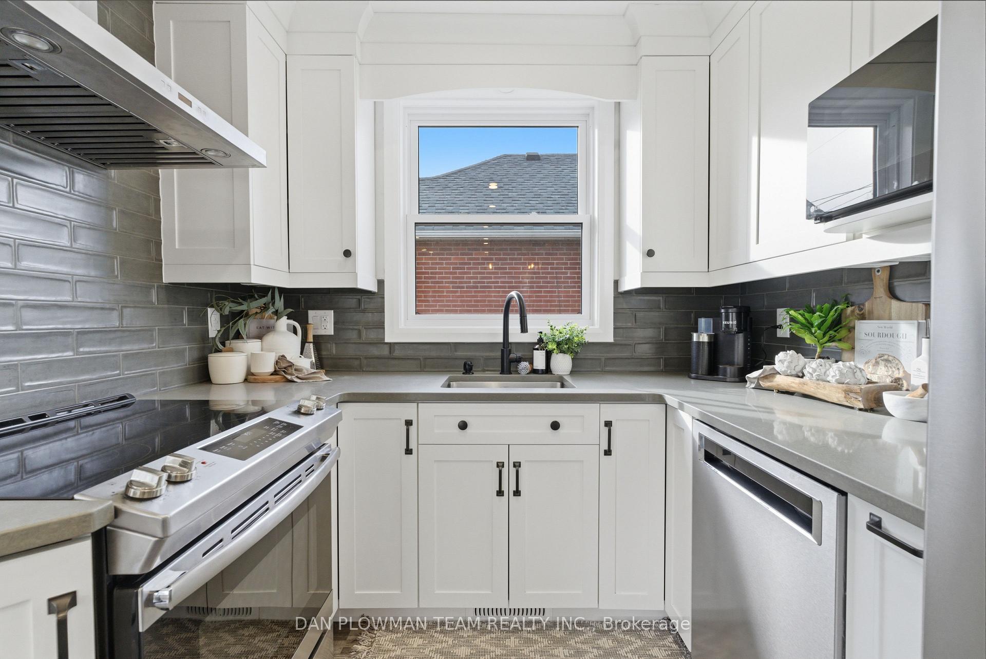 Photo 8 of 156 Spencer Street E, Cobourg — HOMEH