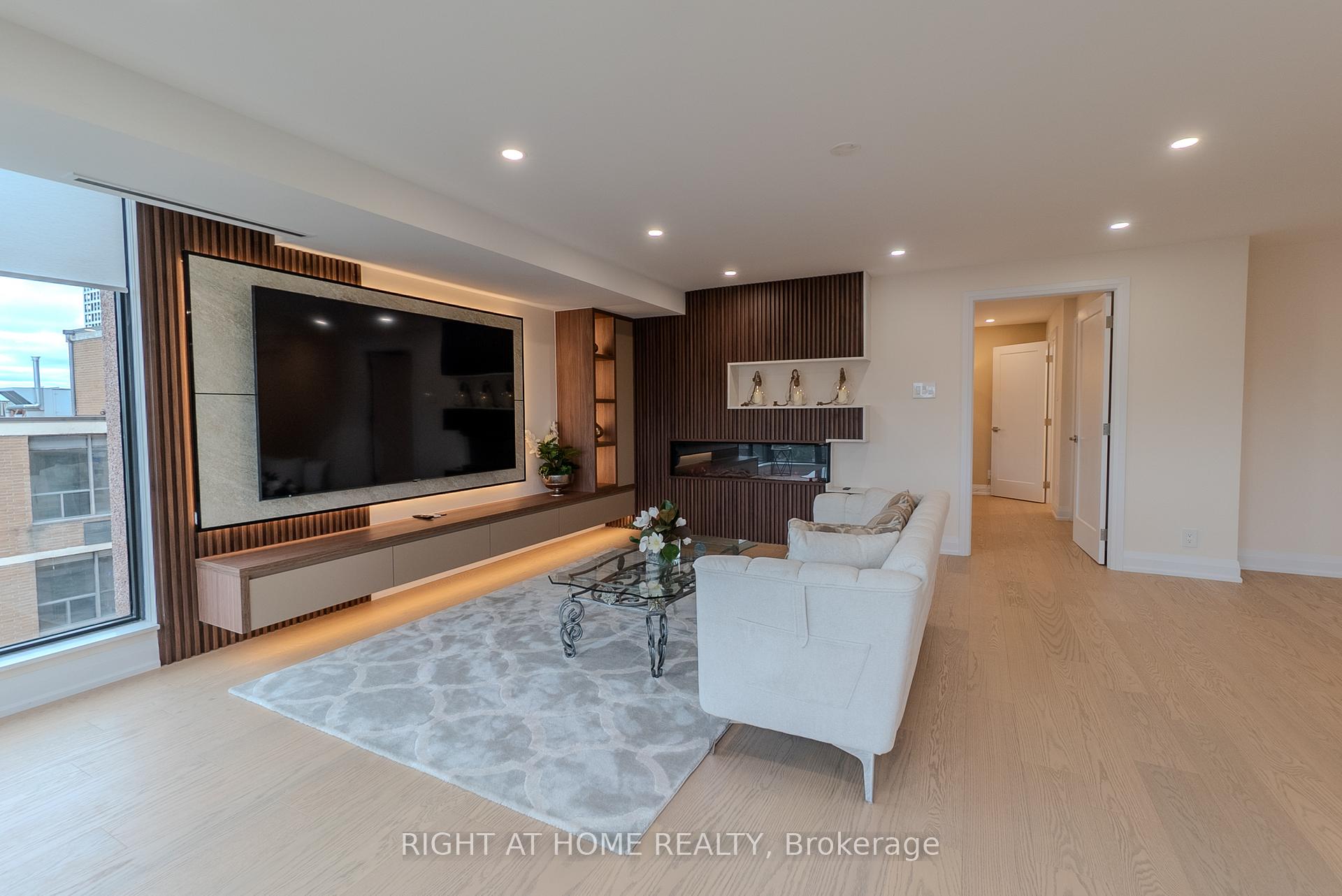 Photo 1 of Unit 608, 447 Walmer Road, Toronto, Forest Hill South — HOMEH