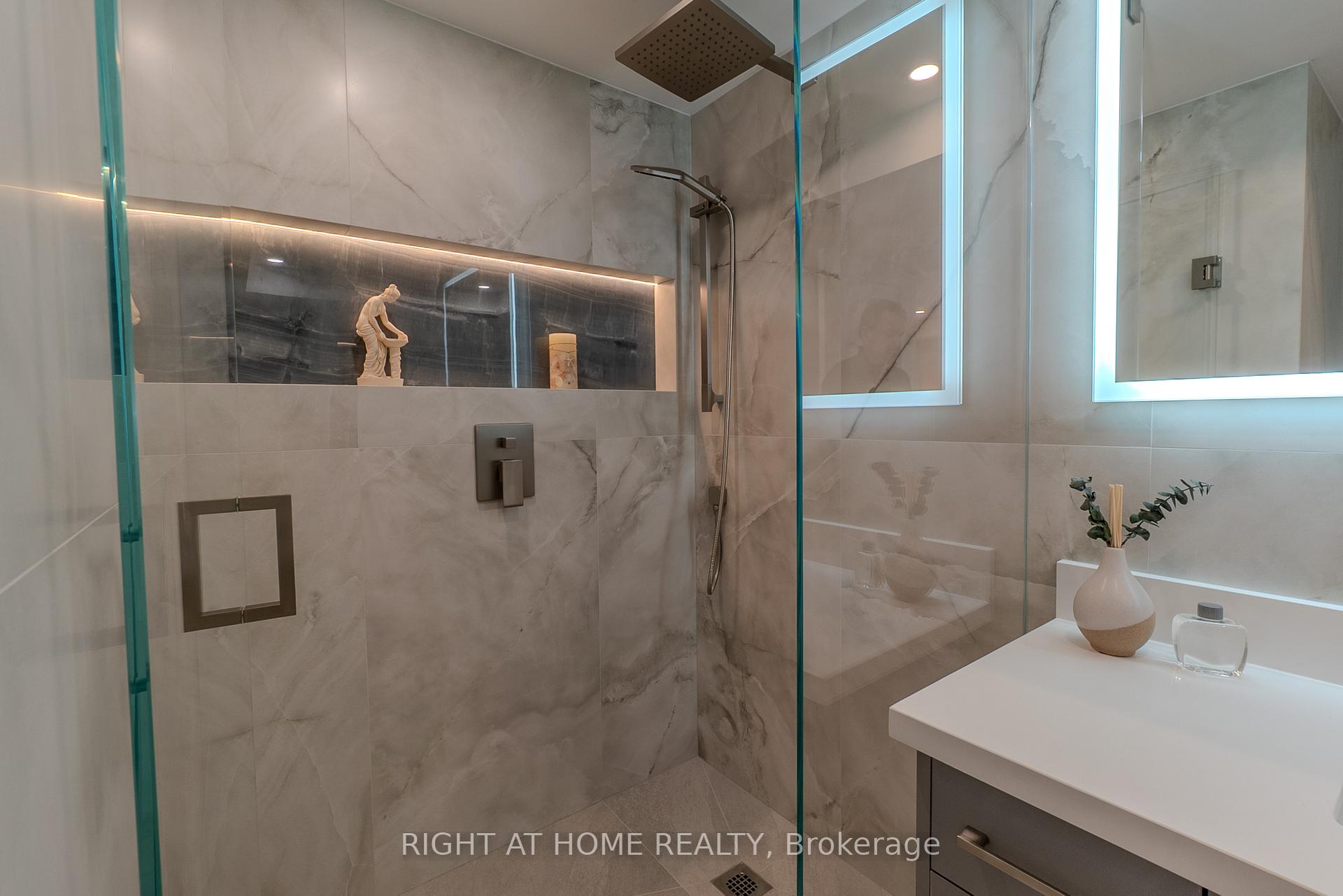 Photo 19 of Unit 608, 447 Walmer Road, Toronto, Forest Hill South — HOMEH