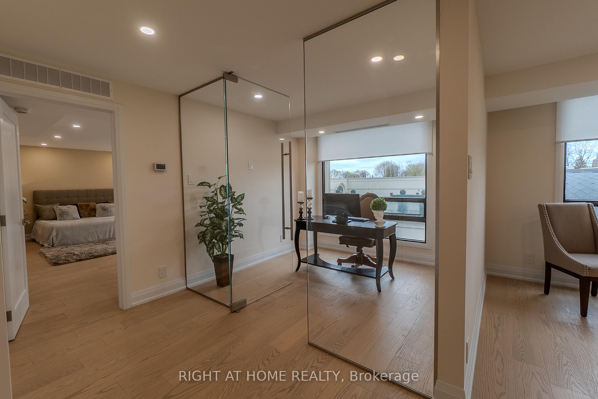 Photo 5 of Unit 608, 447 Walmer Road, Toronto, Forest Hill South — HOMEH