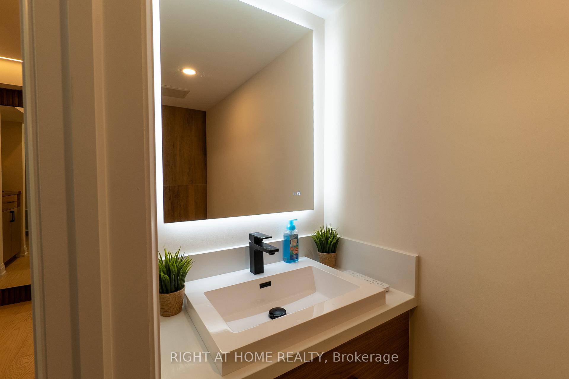 Photo 35 of Unit 608, 447 Walmer Road, Toronto, Forest Hill South — HOMEH