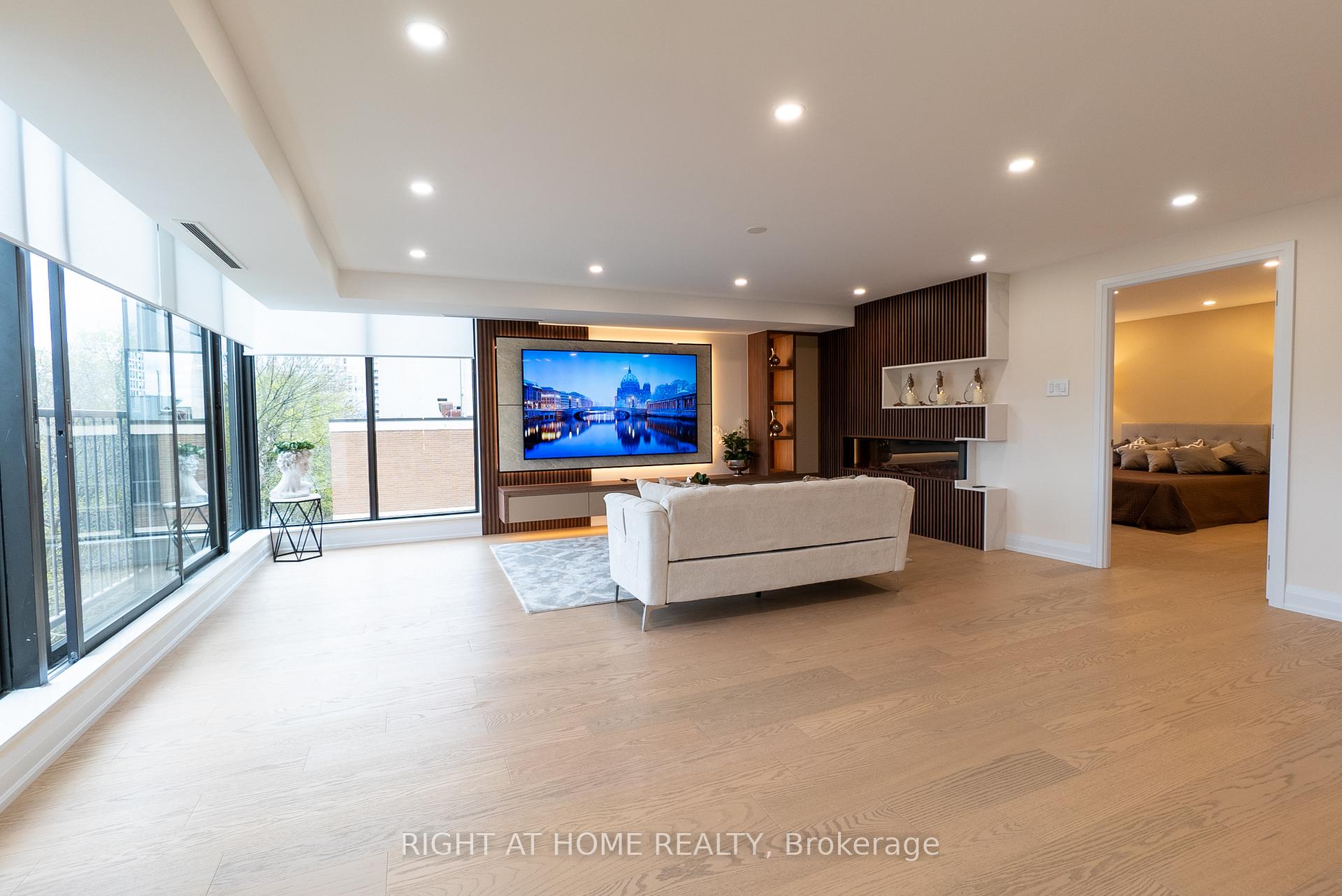 Photo 31 of Unit 608, 447 Walmer Road, Toronto, Forest Hill South — HOMEH