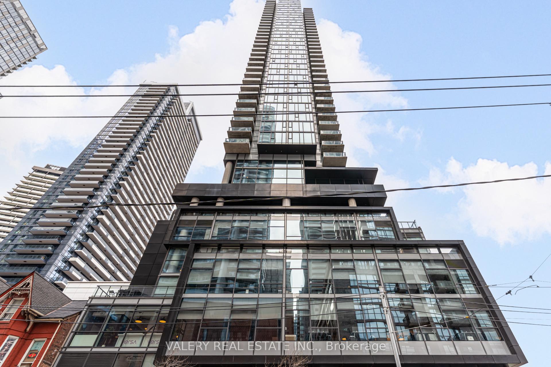 Photo 8 of Unit 1806, 290 Adelaide Street W, Toronto, Waterfront Communities — HOMEH