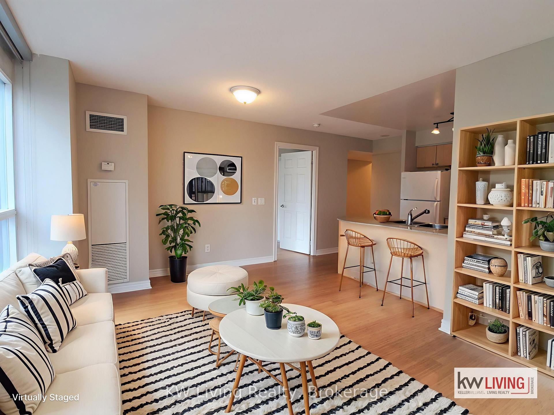 Front of Unit 1709, 763 Bay Street
