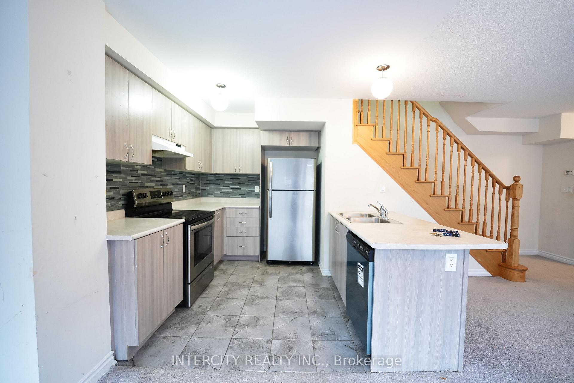 Photo 10 of Unit 41, 200 Veterans Drive, Brampton, Northwest Brampton — HOMEH