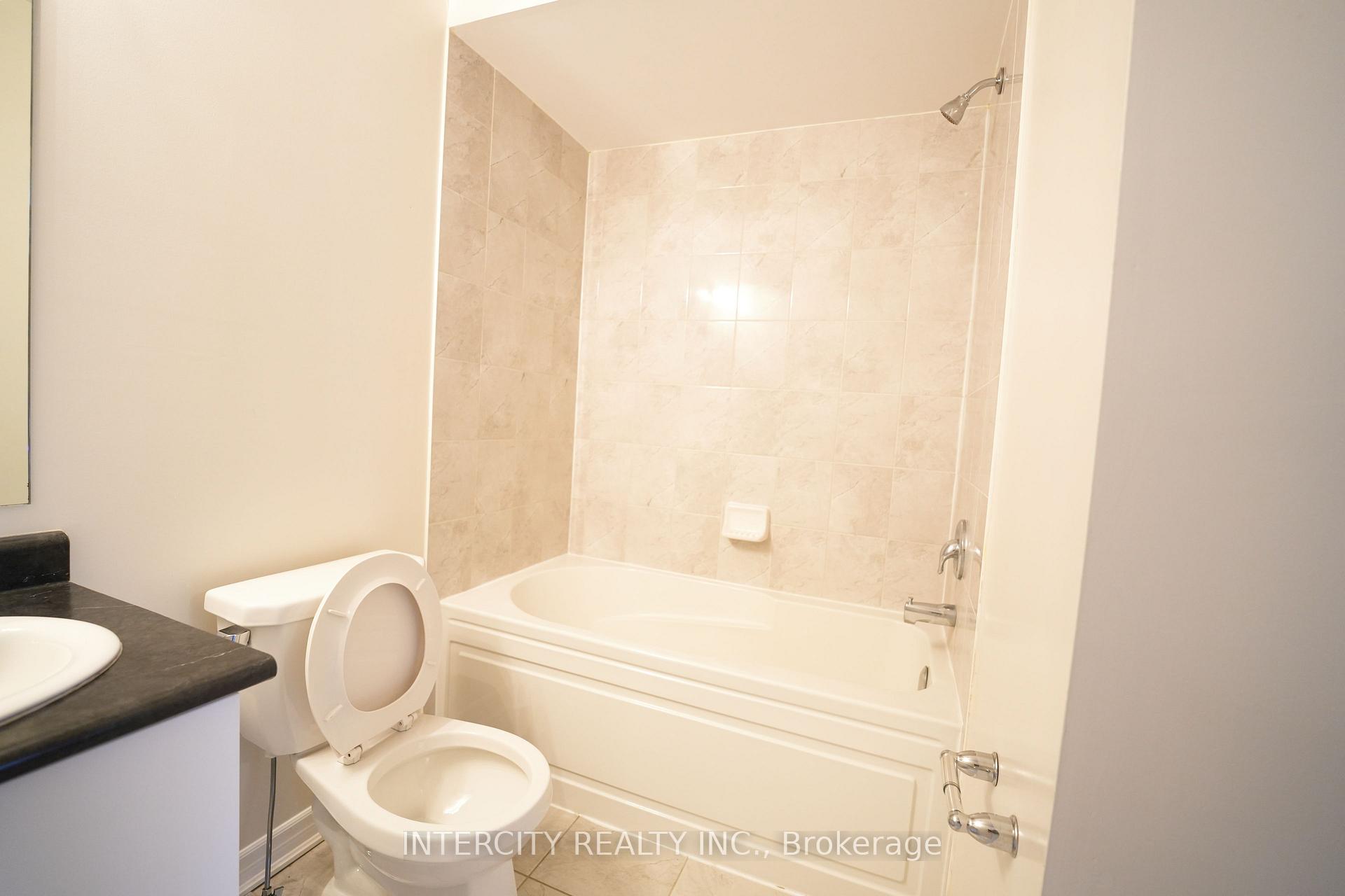 Photo 8 of Unit 41, 200 Veterans Drive, Brampton, Northwest Brampton — HOMEH