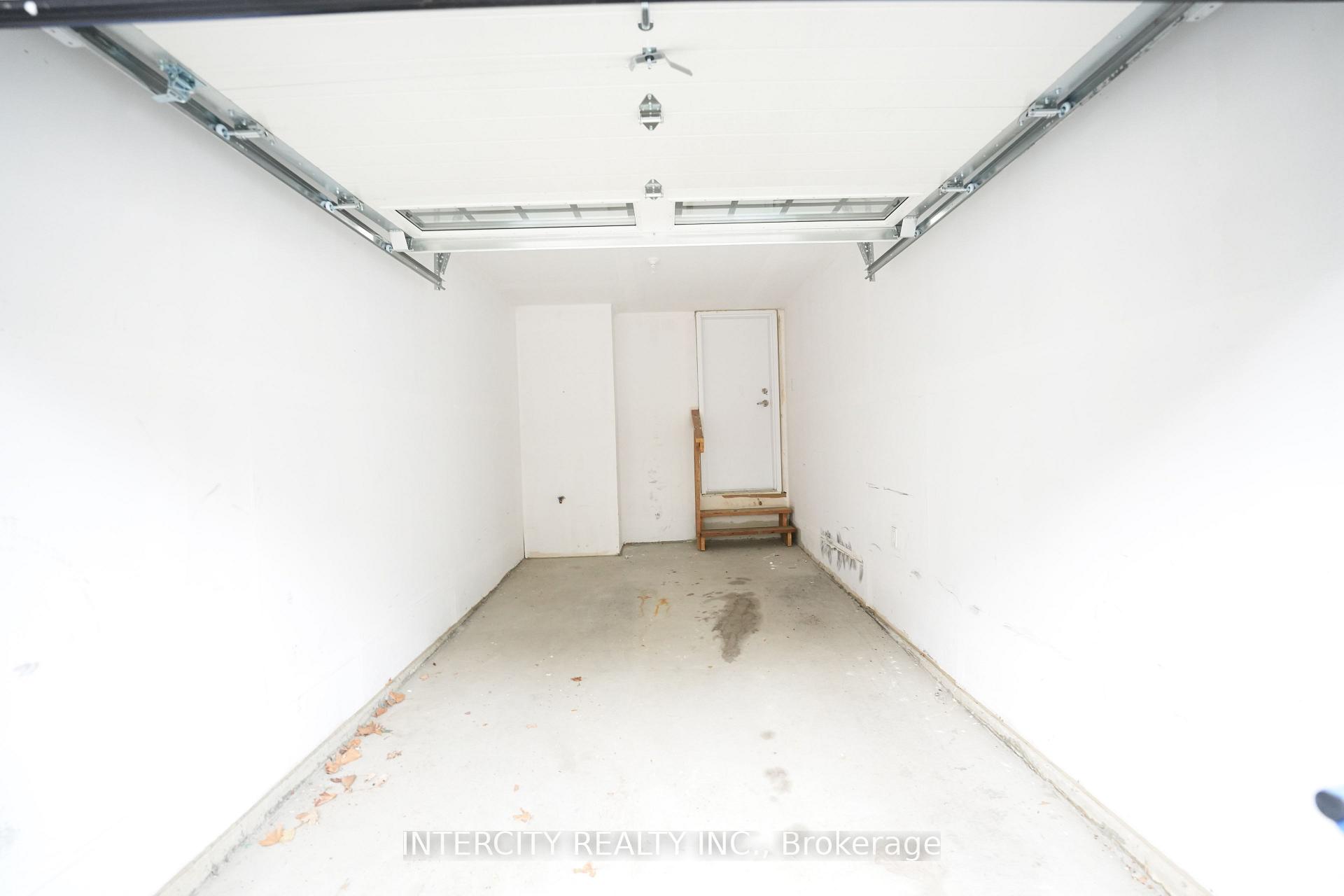 Photo 4 of Unit 41, 200 Veterans Drive, Brampton, Northwest Brampton — HOMEH