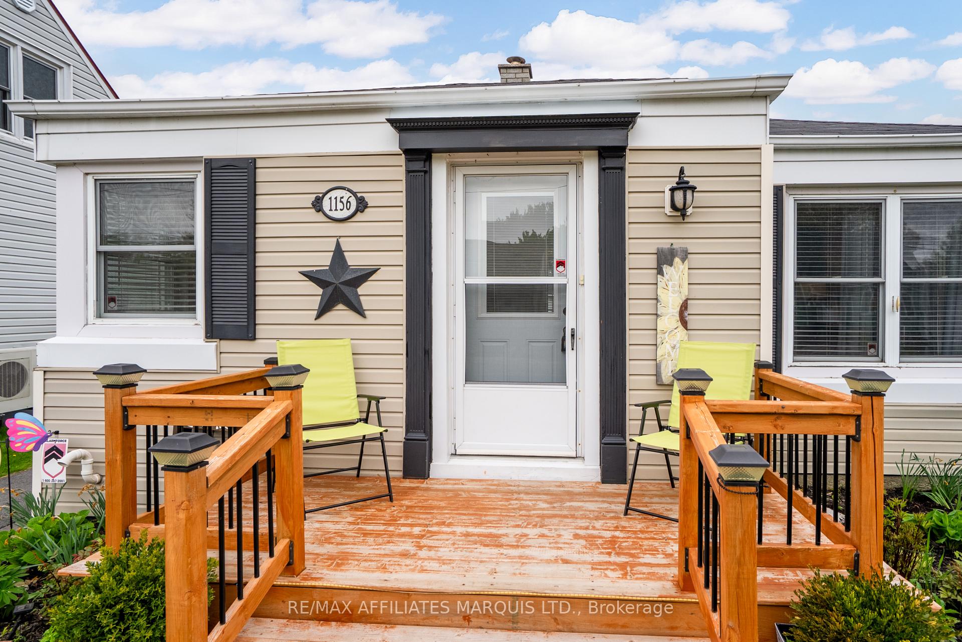 Photo 3 of 1156 Pitt Street, Cornwall — HOMEH