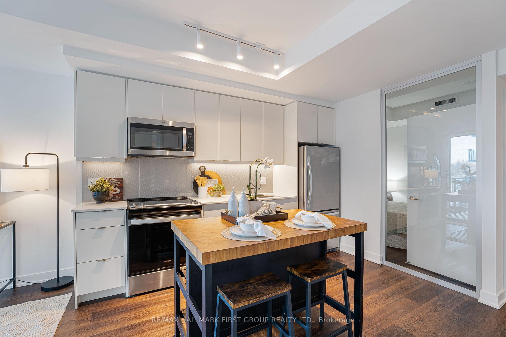 Photo 31 of Unit 316, 1604 Charles Street S, Whitby, Port Whitby — HOMEH