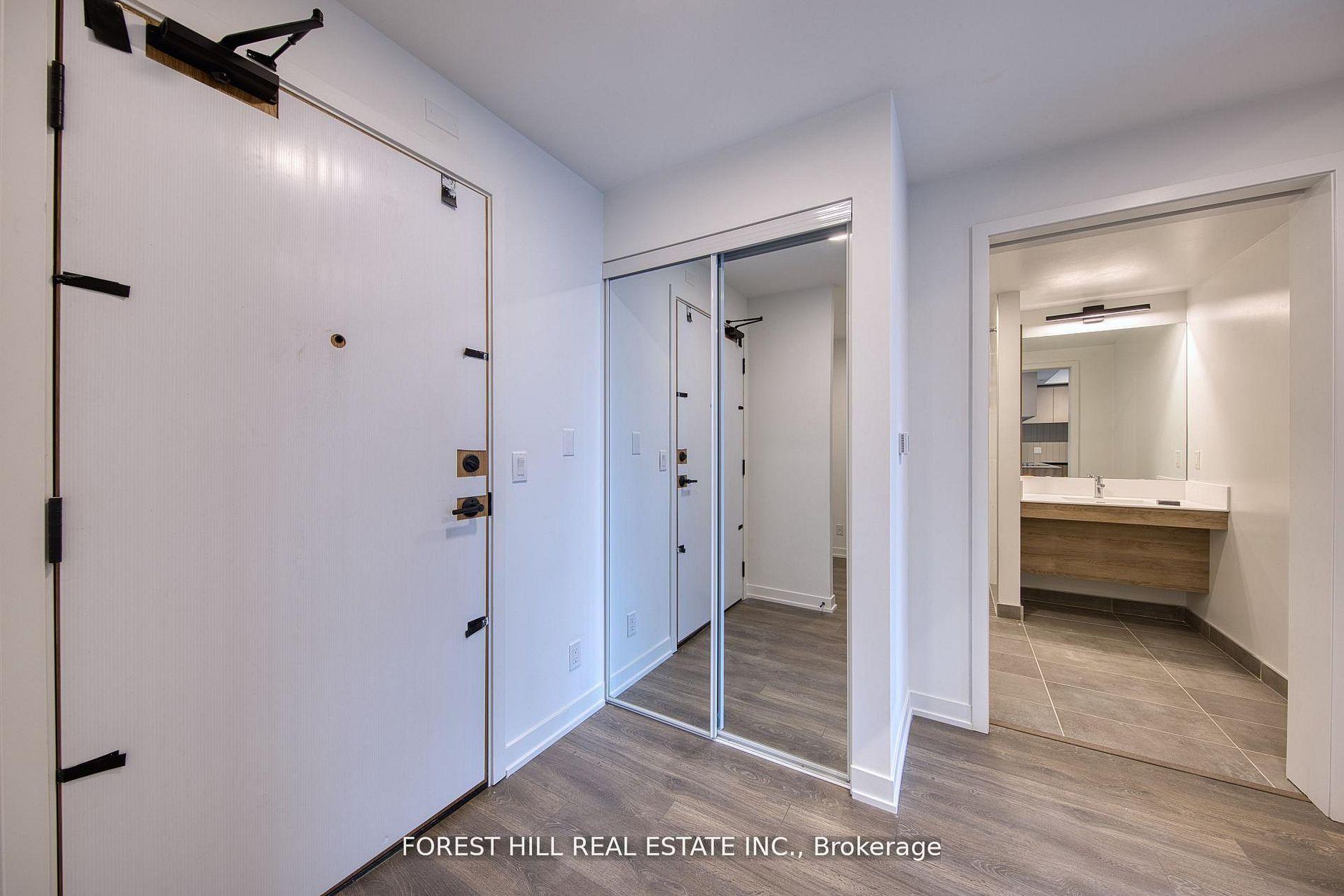 Photo 3 of Unit 430, 7950 Bathurst Street, Vaughan, Beverley Glen — HOMEH