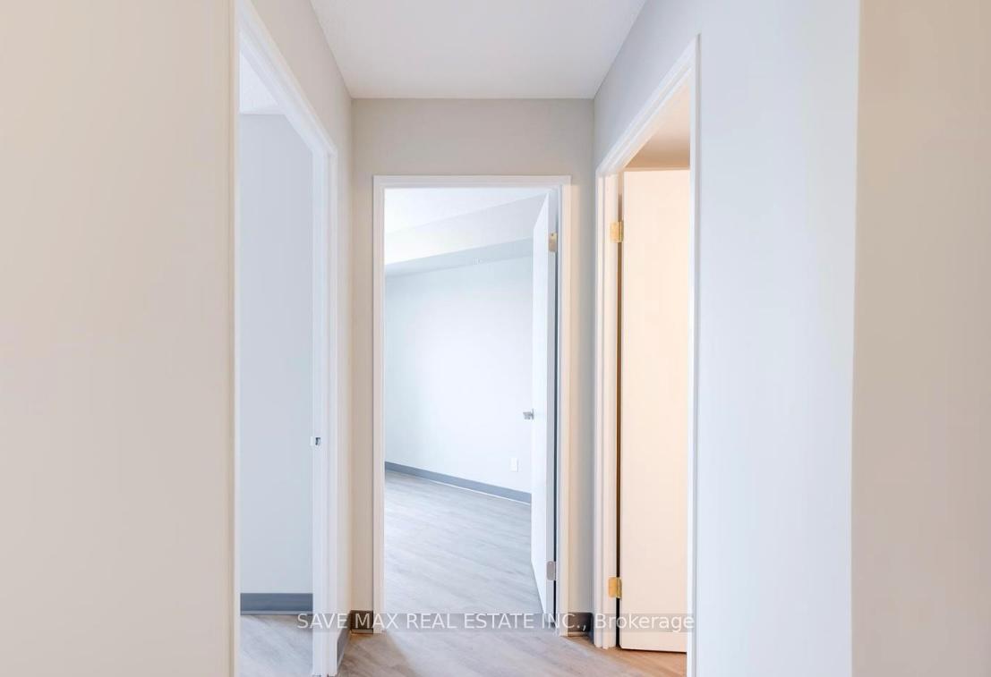 Photo 5 of Unit 909, 595 Strasburg Road, Kitchener — HOMEH