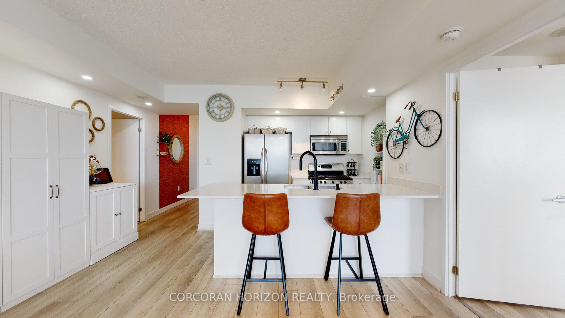 Photo 10 of Unit 2705, 5 Mariner Terrace, Toronto, Waterfront Communities — HOMEH