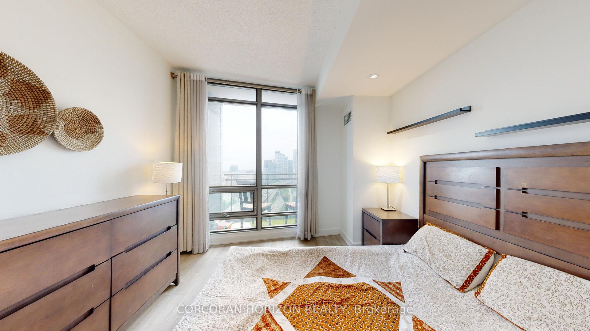 Photo 14 of Unit 2705, 5 Mariner Terrace, Toronto, Waterfront Communities — HOMEH
