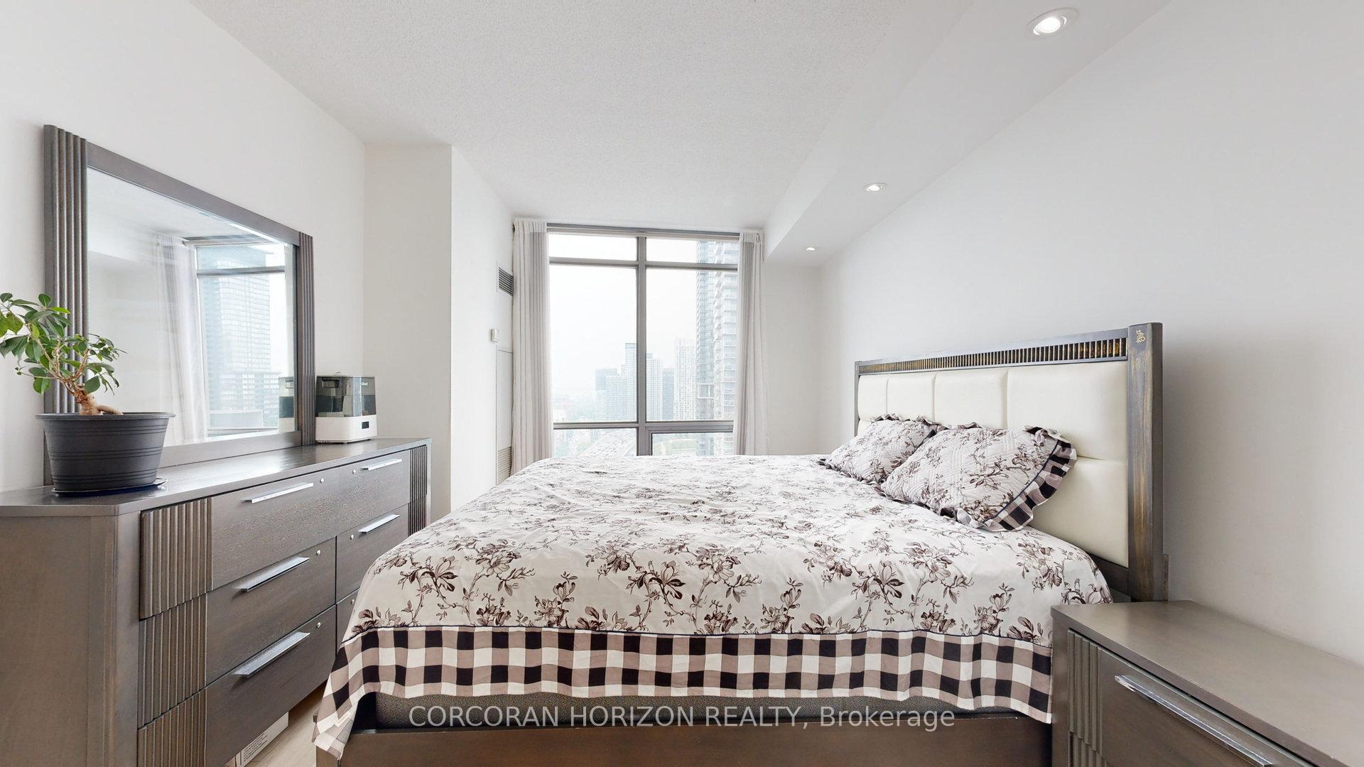 Photo 21 of Unit 2705, 5 Mariner Terrace, Toronto, Waterfront Communities — HOMEH