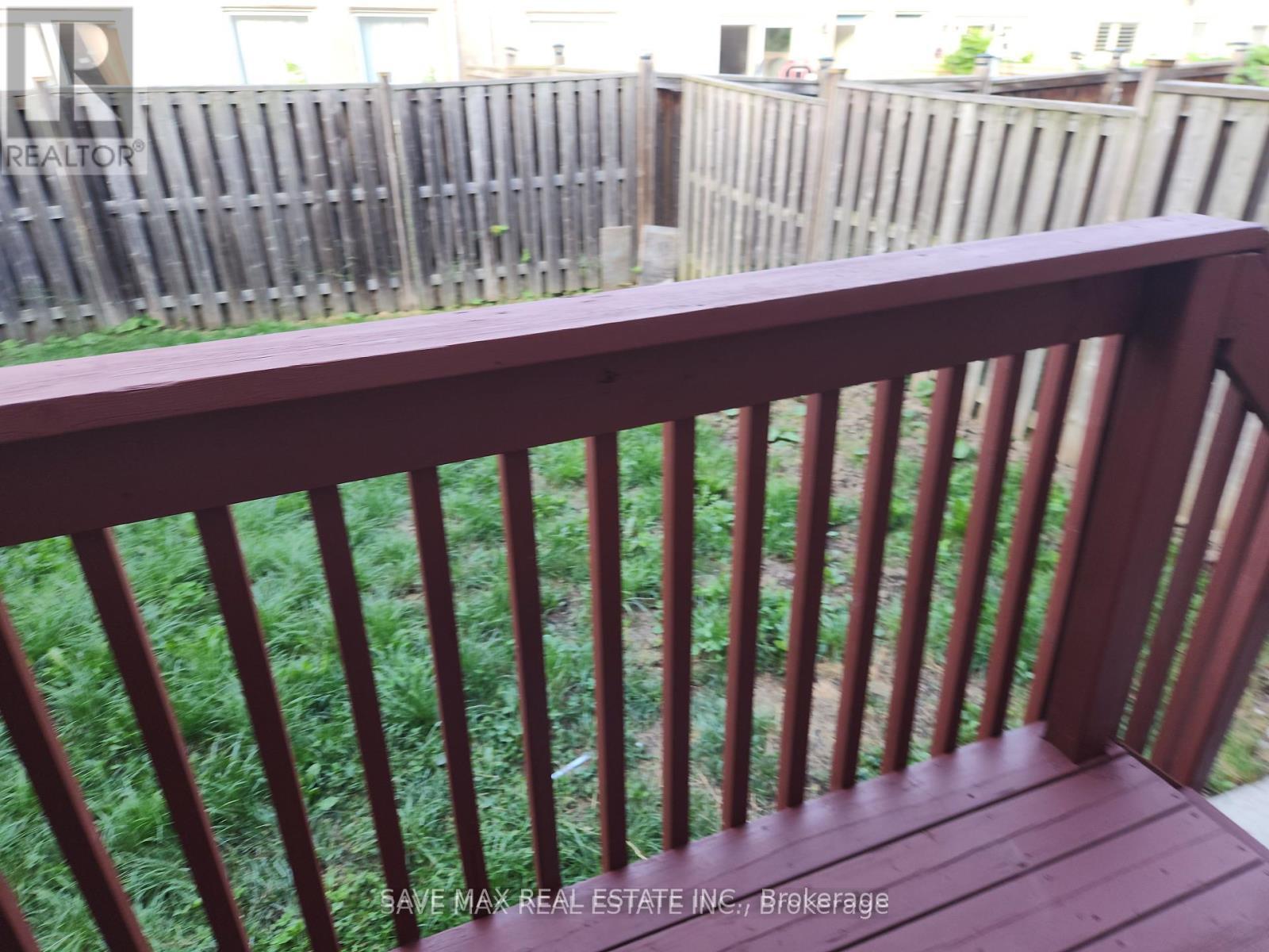 Photo 10 of 39 Frostbite Lane, Brampton, Sandringham-Wellington — HOMEH