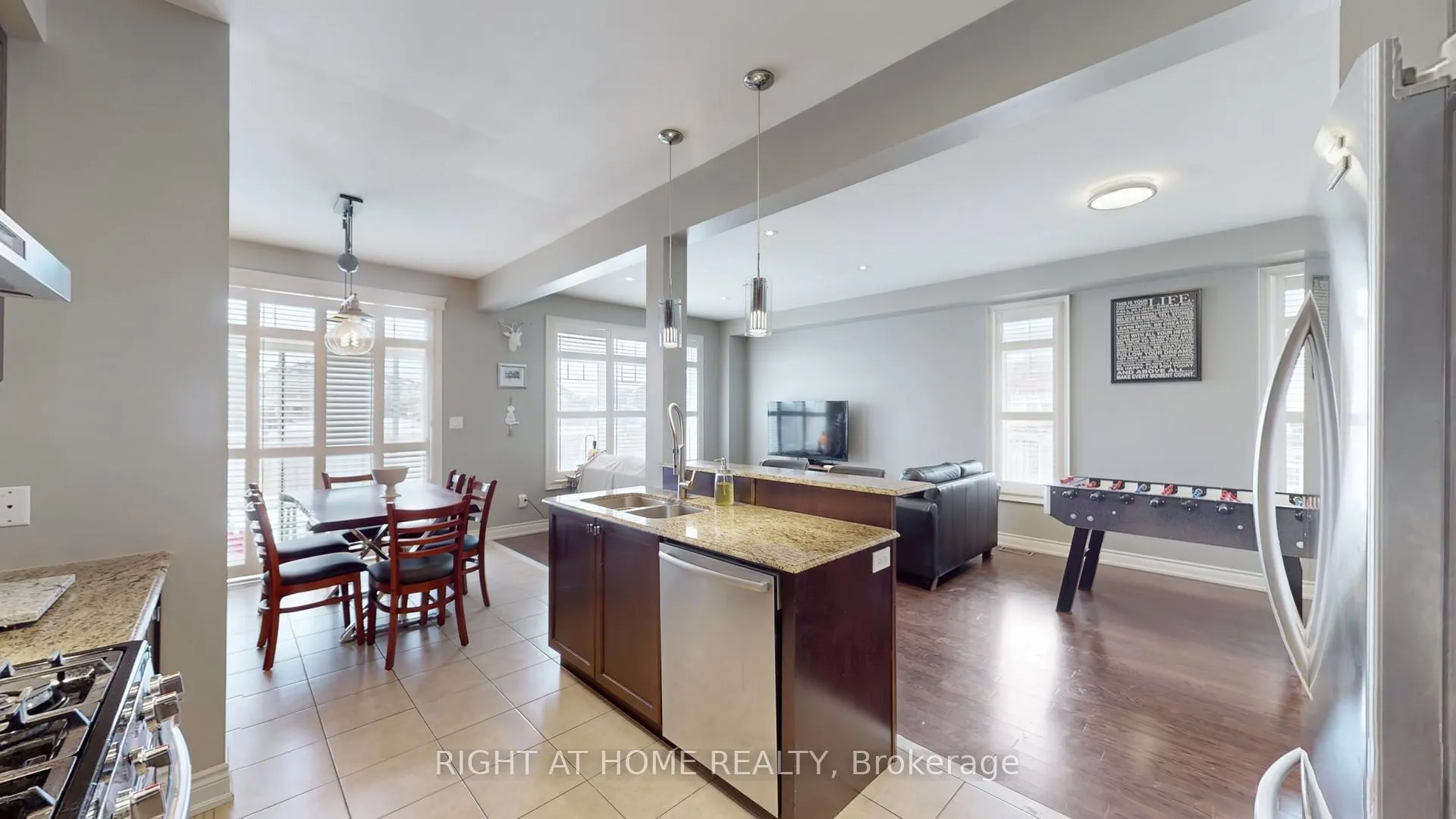 Photo 7 of 4 Mcelroy Court, Caledon, Caledon East — HOMEH
