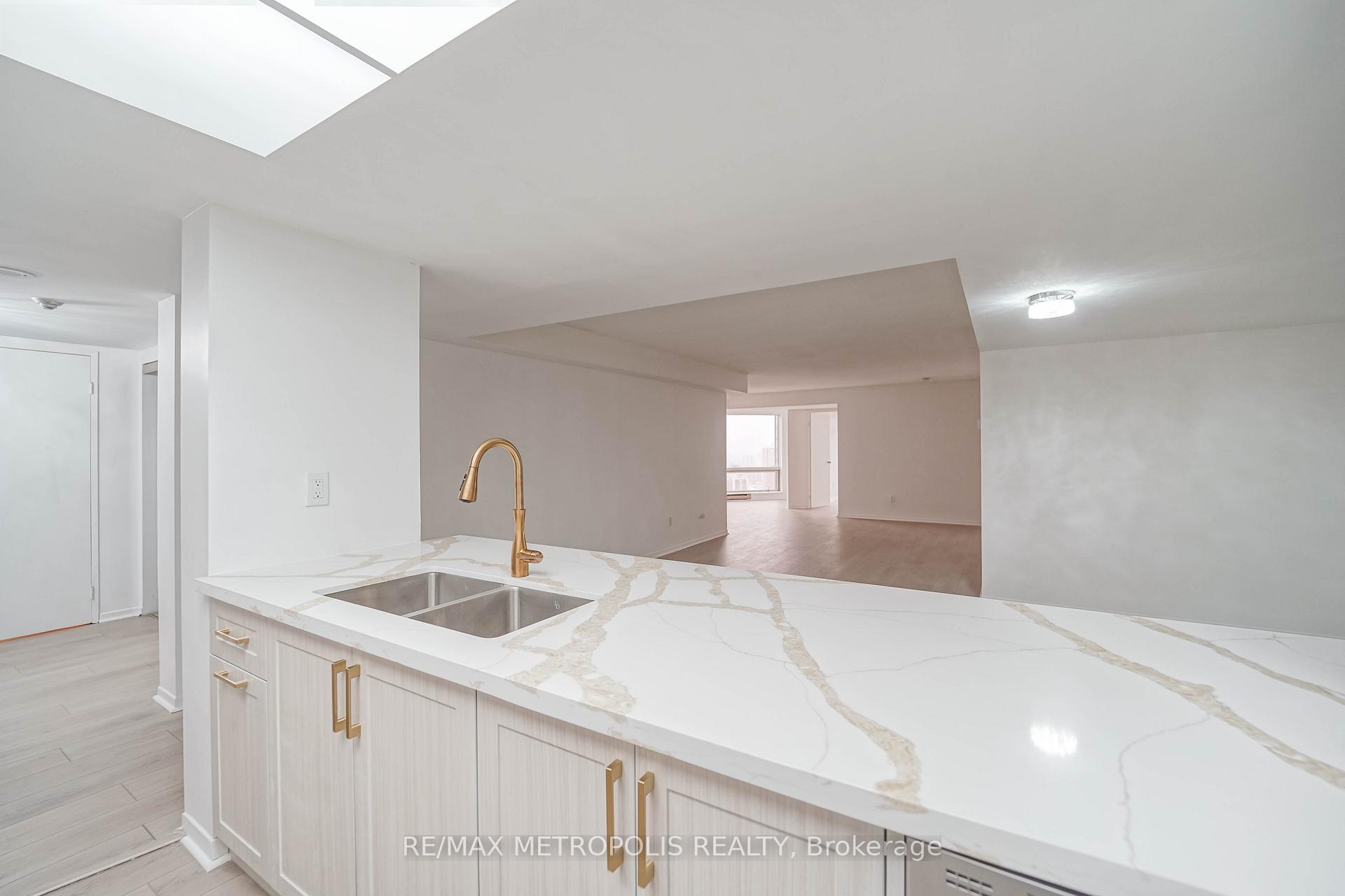 Photo 23 of Unit 2908, 1001 Bay Street, Toronto, Bay Street Corridor — HOMEH