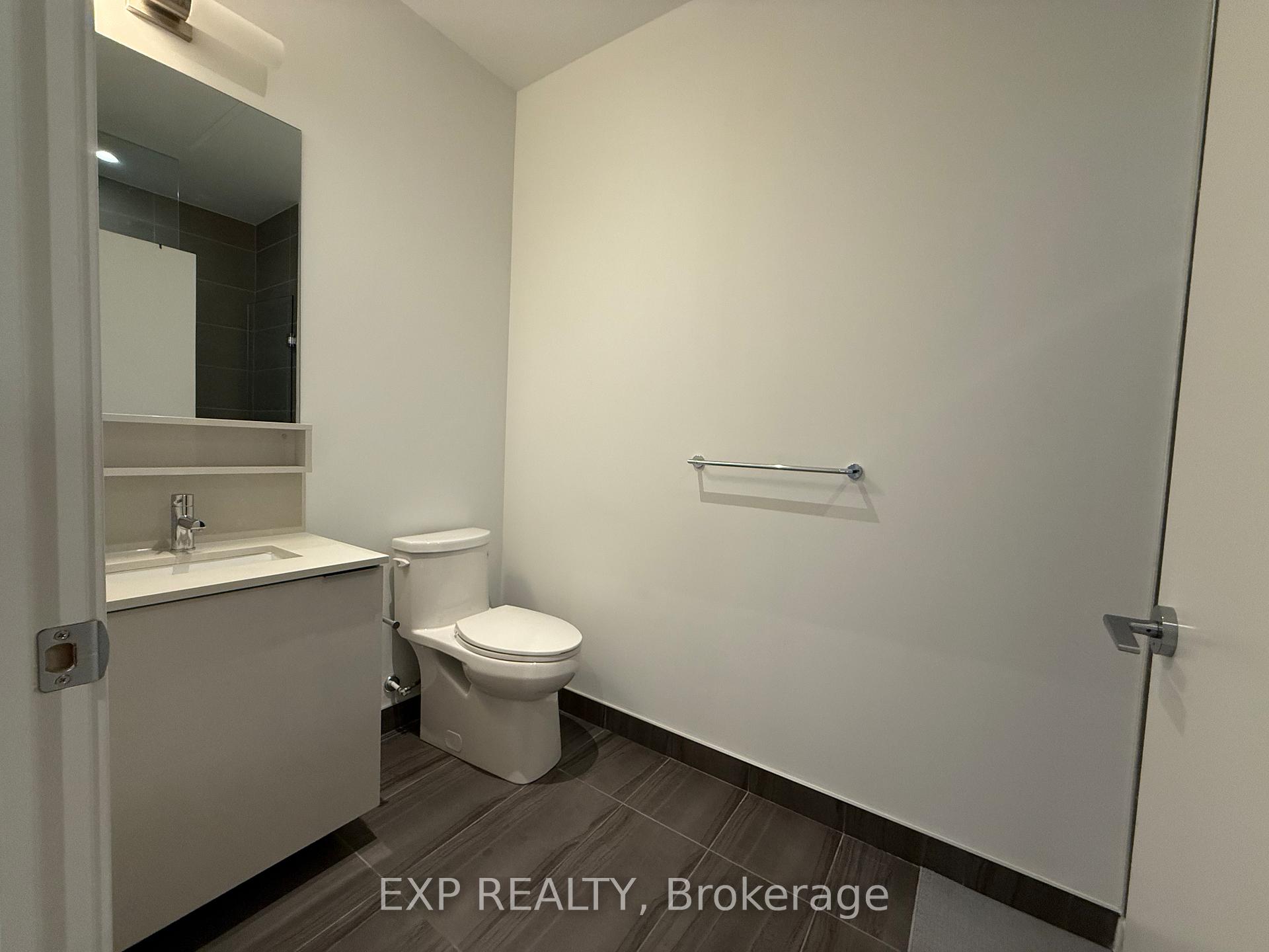 Photo 3 of Unit 308, 950 Portage Parkway, Vaughan, Vaughan Corporate Centre — HOMEH