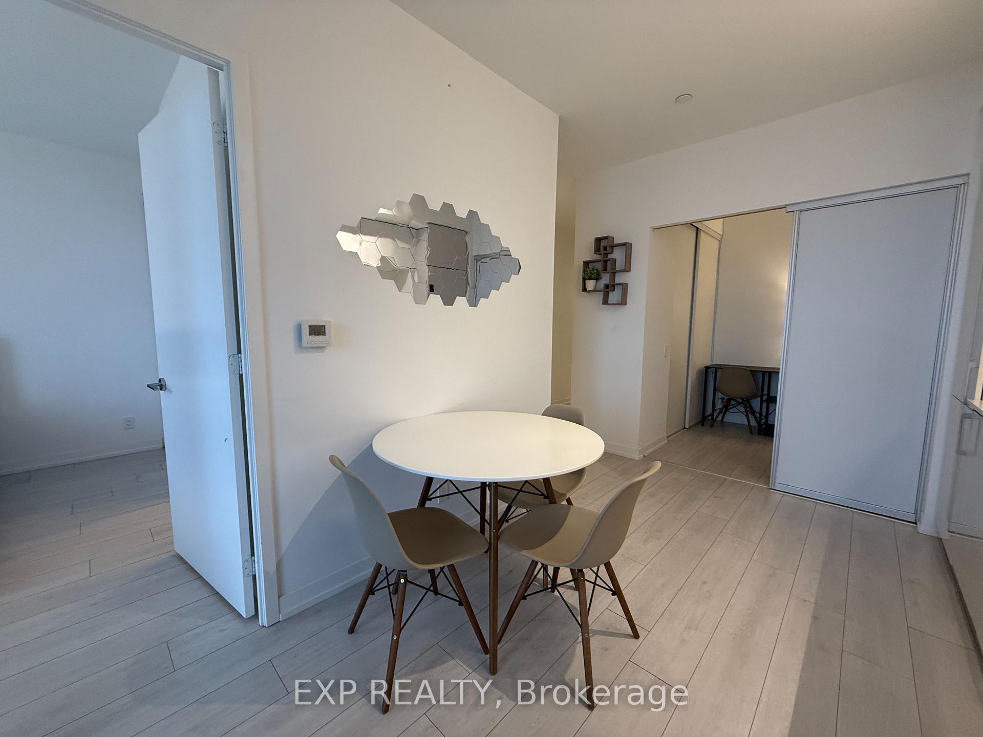 Photo 8 of Unit 308, 950 Portage Parkway, Vaughan, Vaughan Corporate Centre — HOMEH