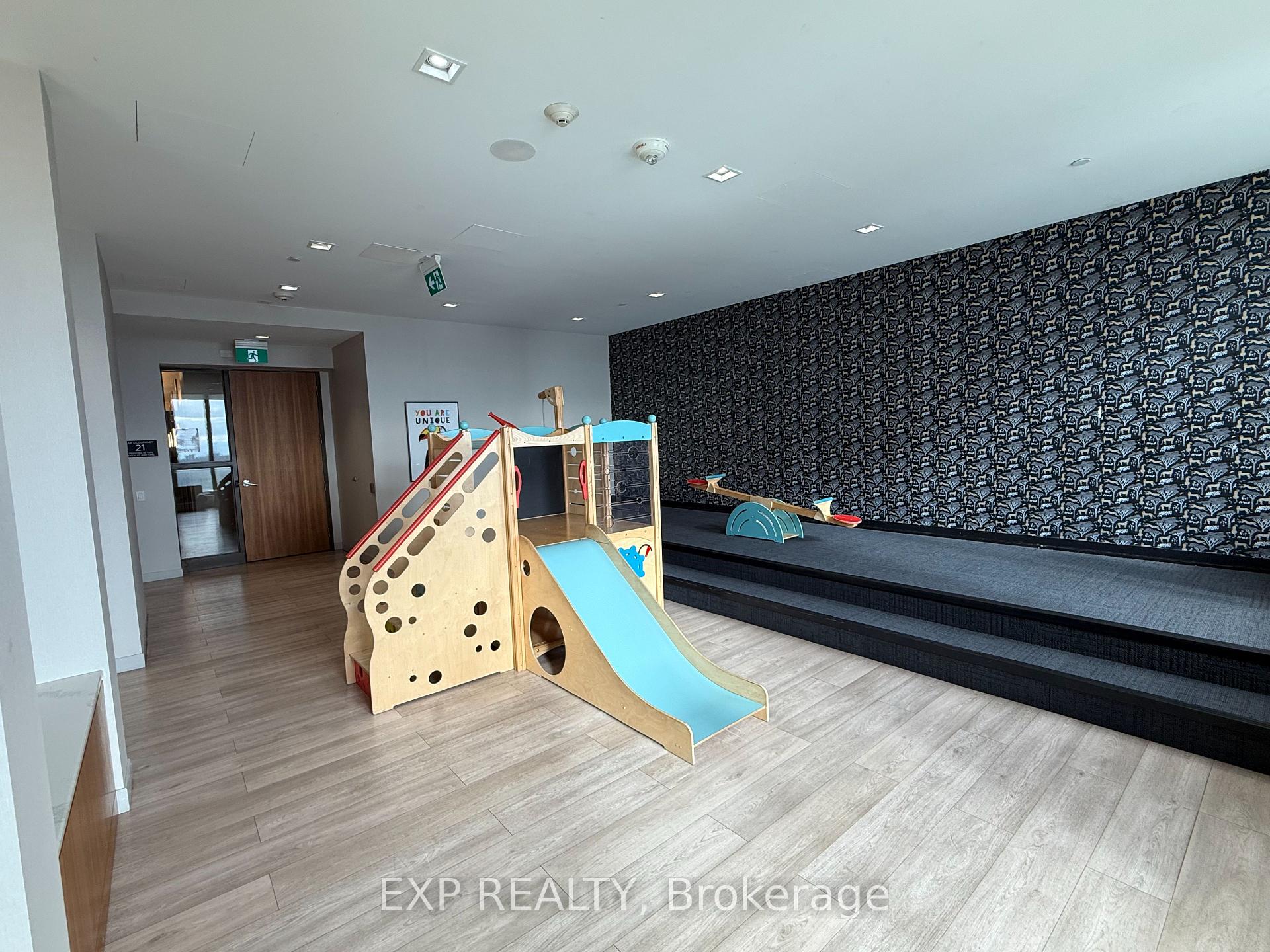 Photo 15 of Unit 308, 950 Portage Parkway, Vaughan, Vaughan Corporate Centre — HOMEH