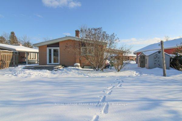 Photo 37 of 1189 Trentway Vista, Peterborough, Northcrest Ward 5 — HOMEH
