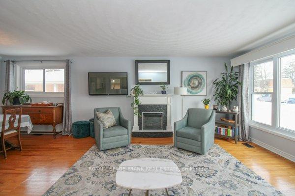 Photo 43 of 1189 Trentway Vista, Peterborough, Northcrest Ward 5 — HOMEH