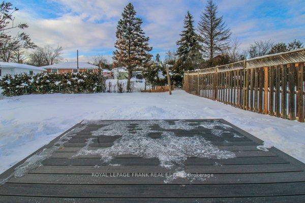 Photo 7 of 1189 Trentway Vista, Peterborough, Northcrest Ward 5 — HOMEH