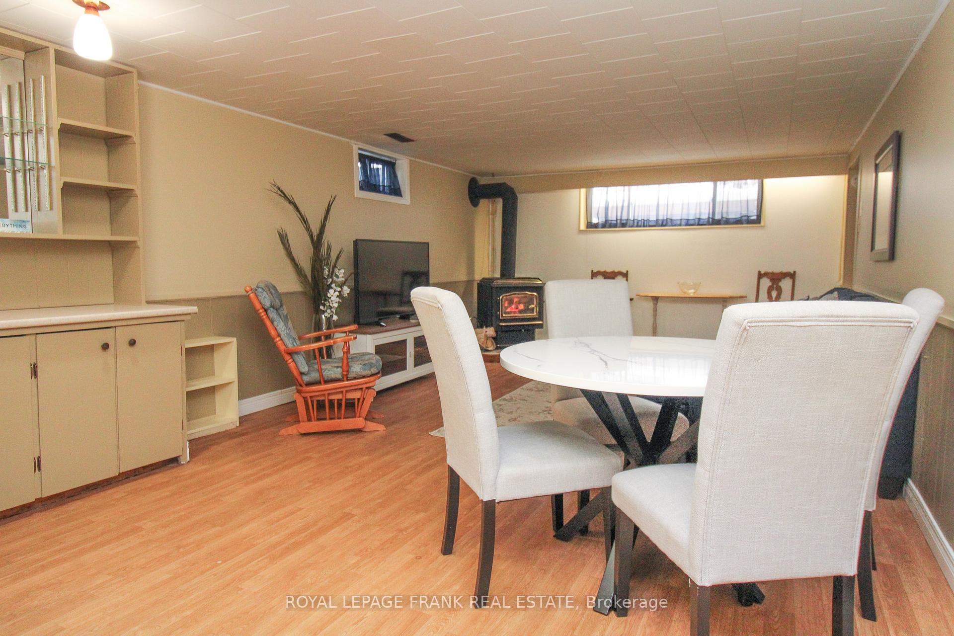 Photo 22 of 1189 Trentway Vista, Peterborough, Northcrest Ward 5 — HOMEH