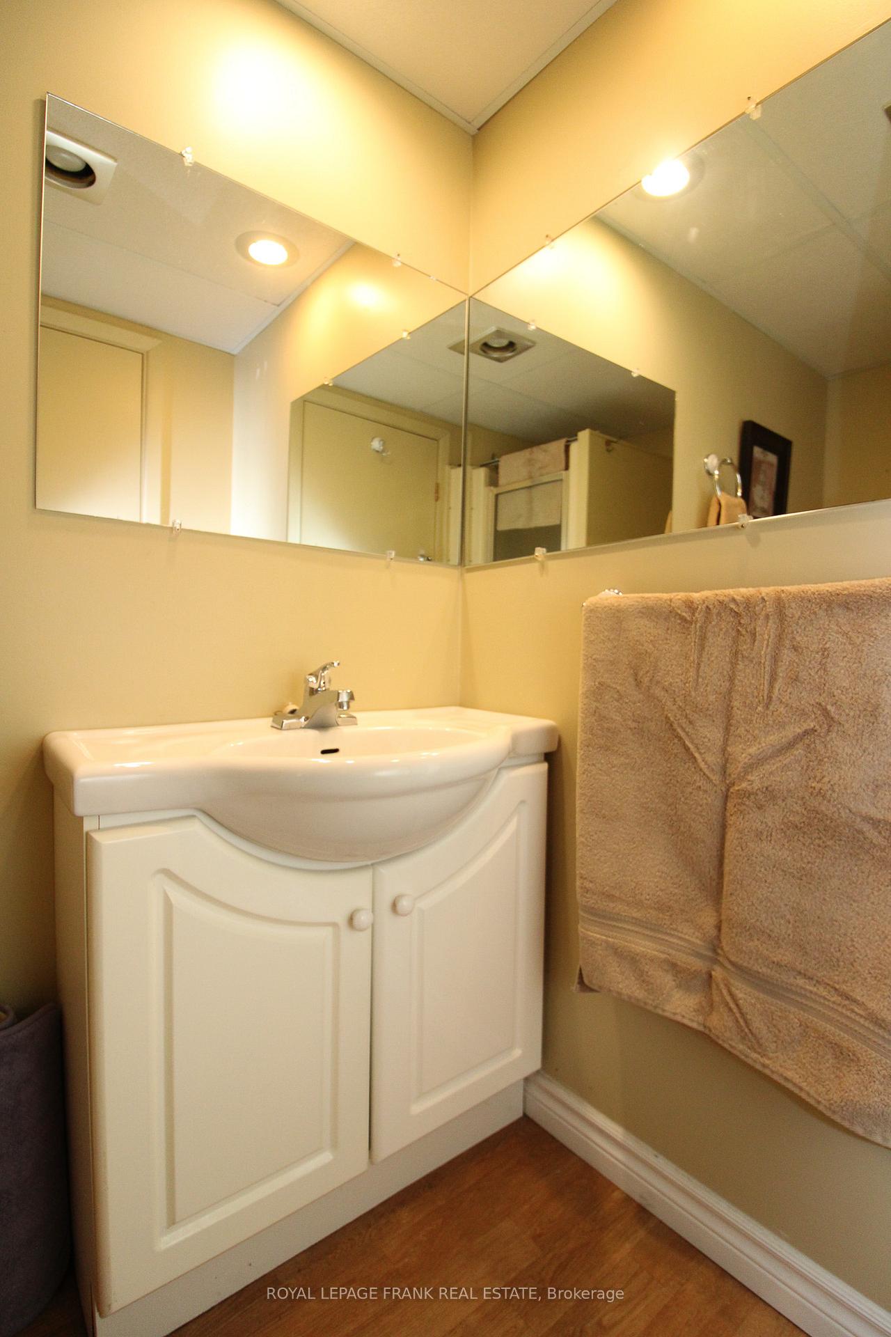 Photo 24 of 1189 Trentway Vista, Peterborough, Northcrest Ward 5 — HOMEH