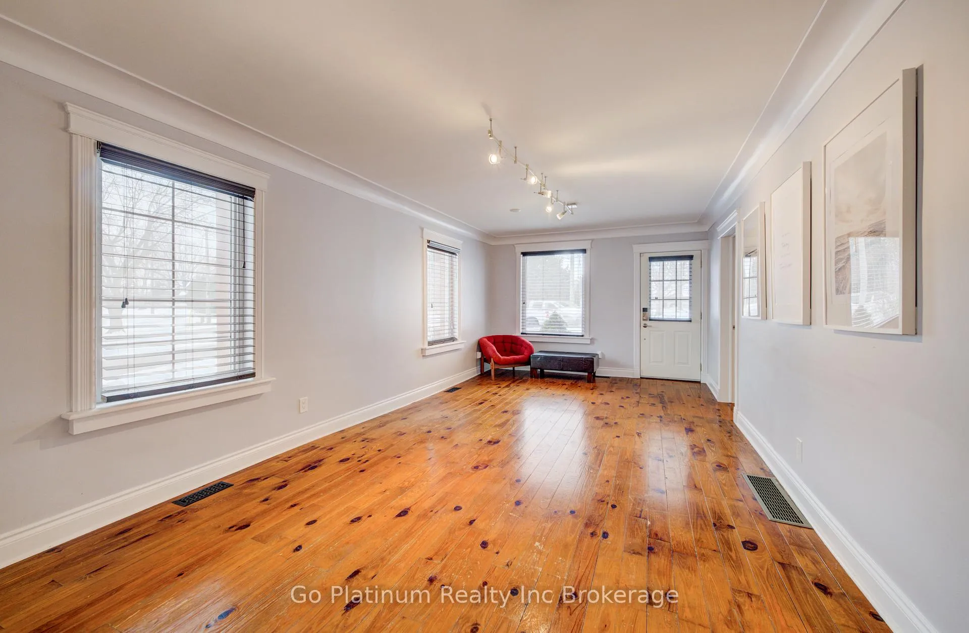 Photo 13 of 325602 Norwich Road S, Norwich, Norwich Town — HOMEH