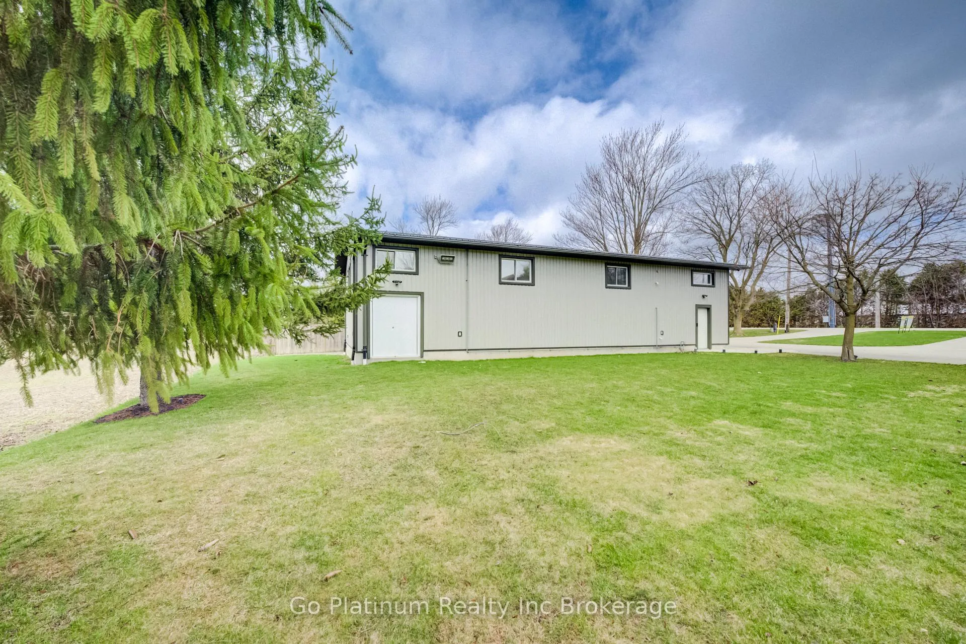 Photo 41 of 325602 Norwich Road S, Norwich, Norwich Town — HOMEH