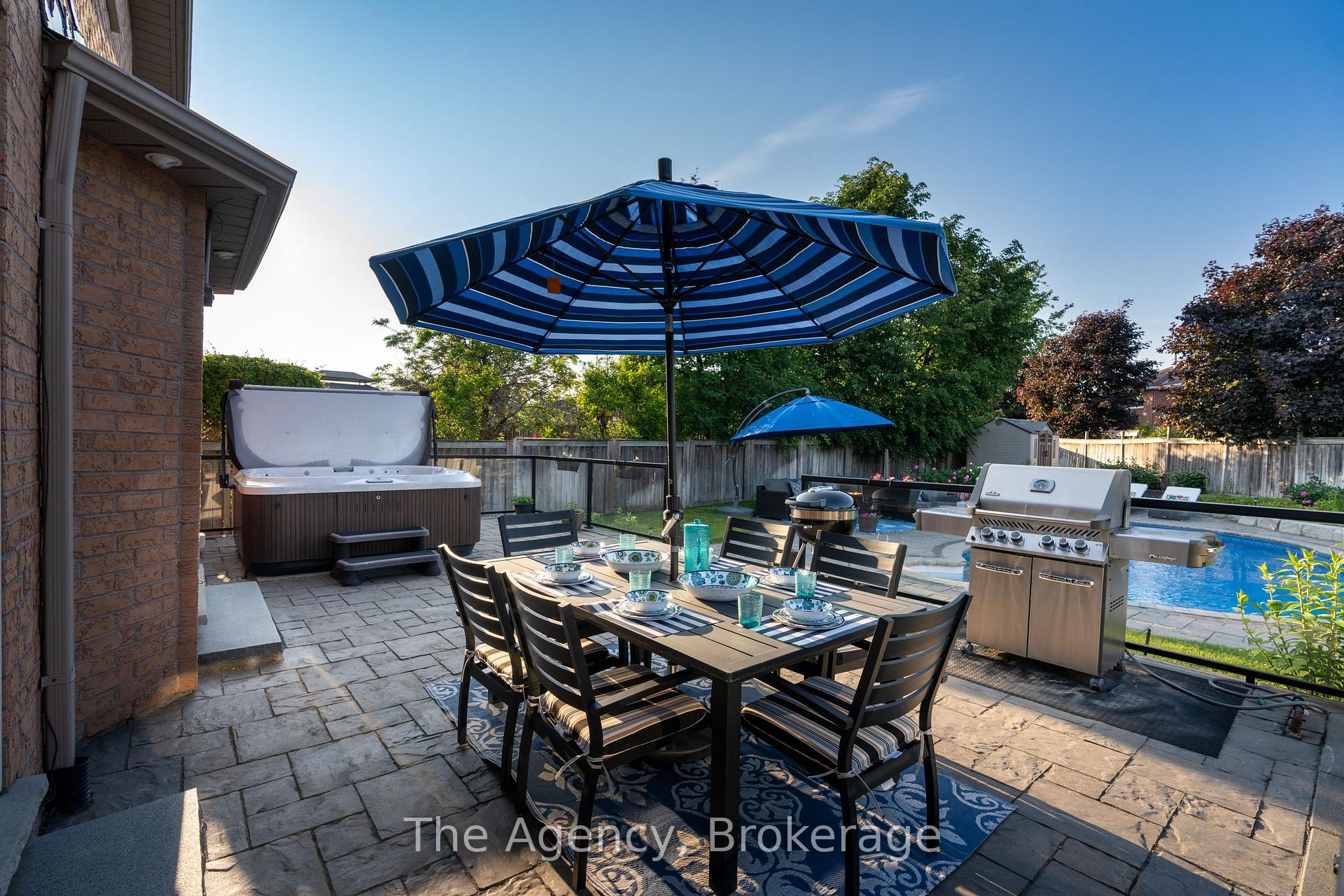 Photo 30 of 7 Higgin Court, Barrie, Edgehill Drive — HOMEH