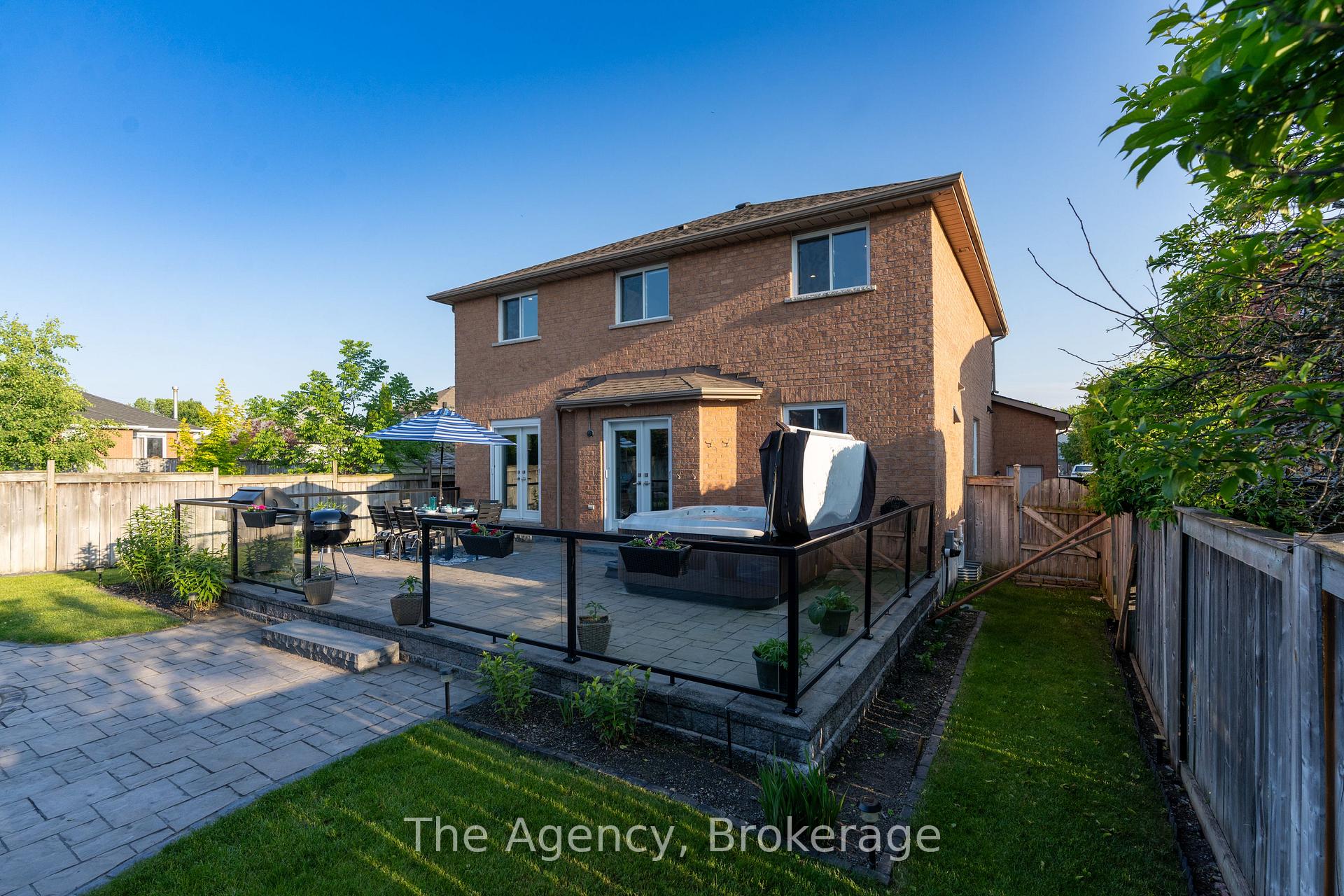 Photo 29 of 7 Higgin Court, Barrie, Edgehill Drive — HOMEH