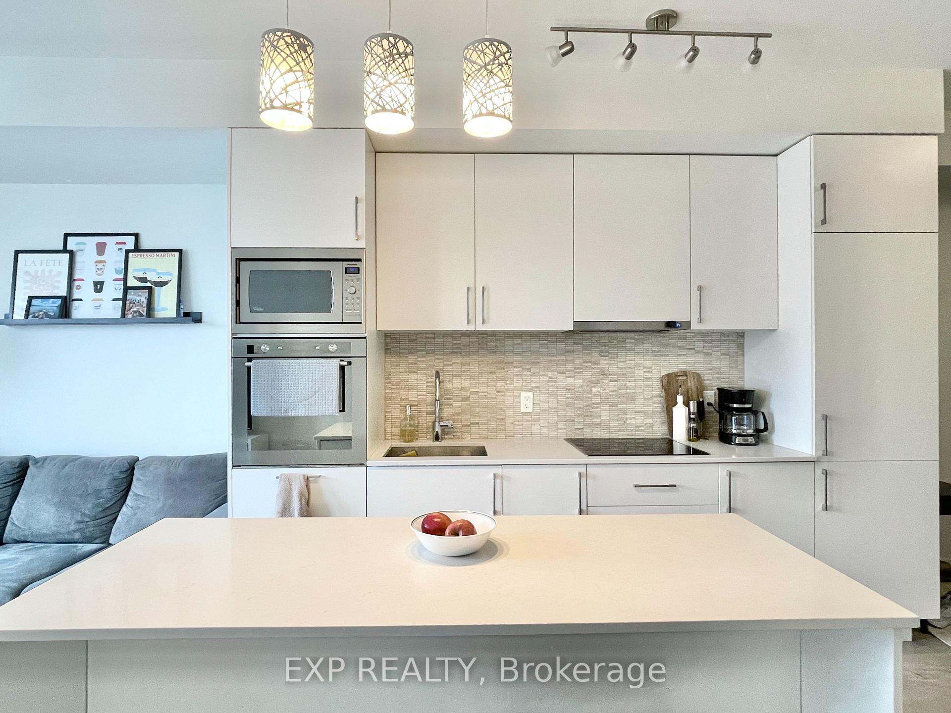 Front of Unit 1217E, 576 Front Street W