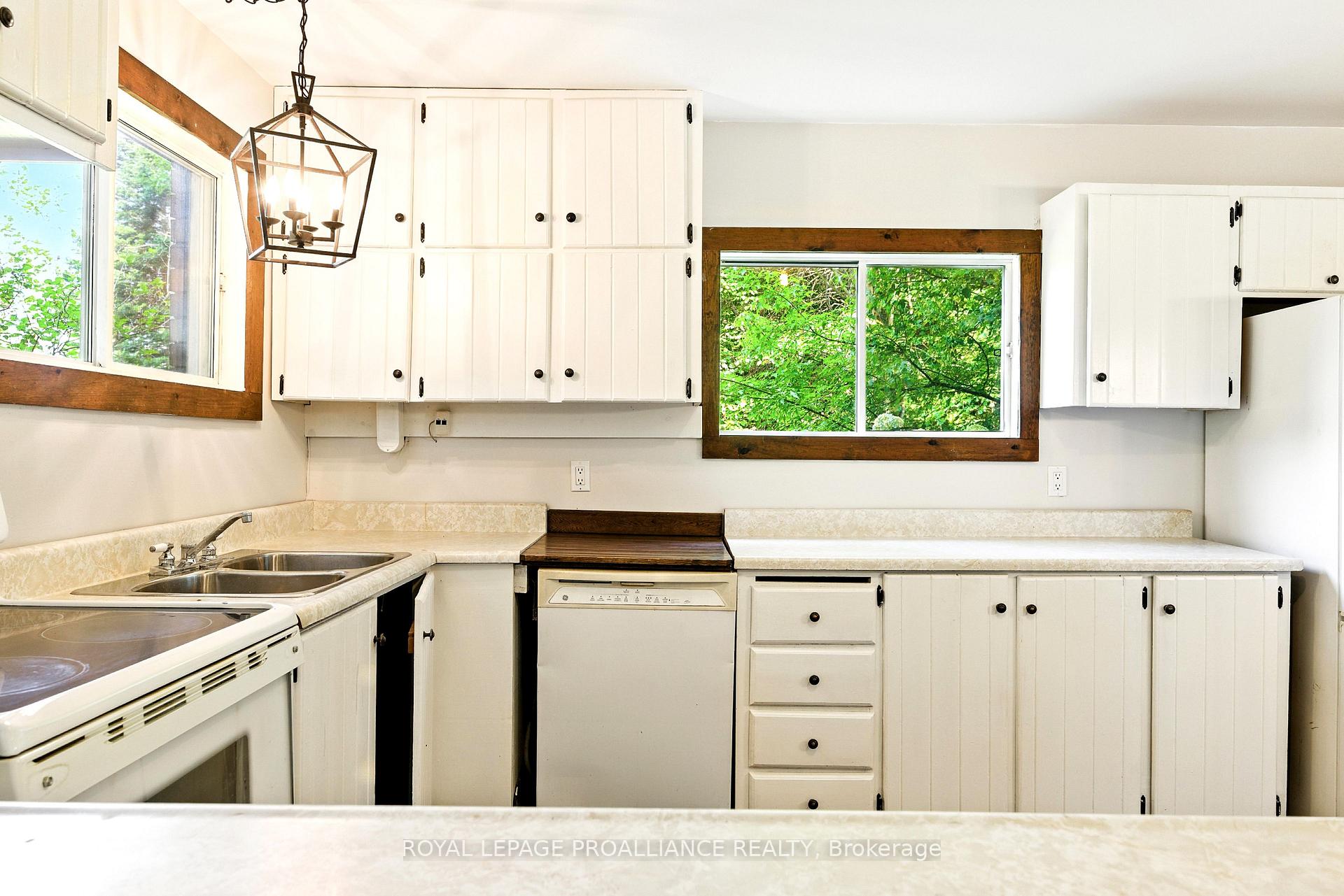 Photo 6 of 4388 Henderson Road, Frontenac, Frontenac North — HOMEH