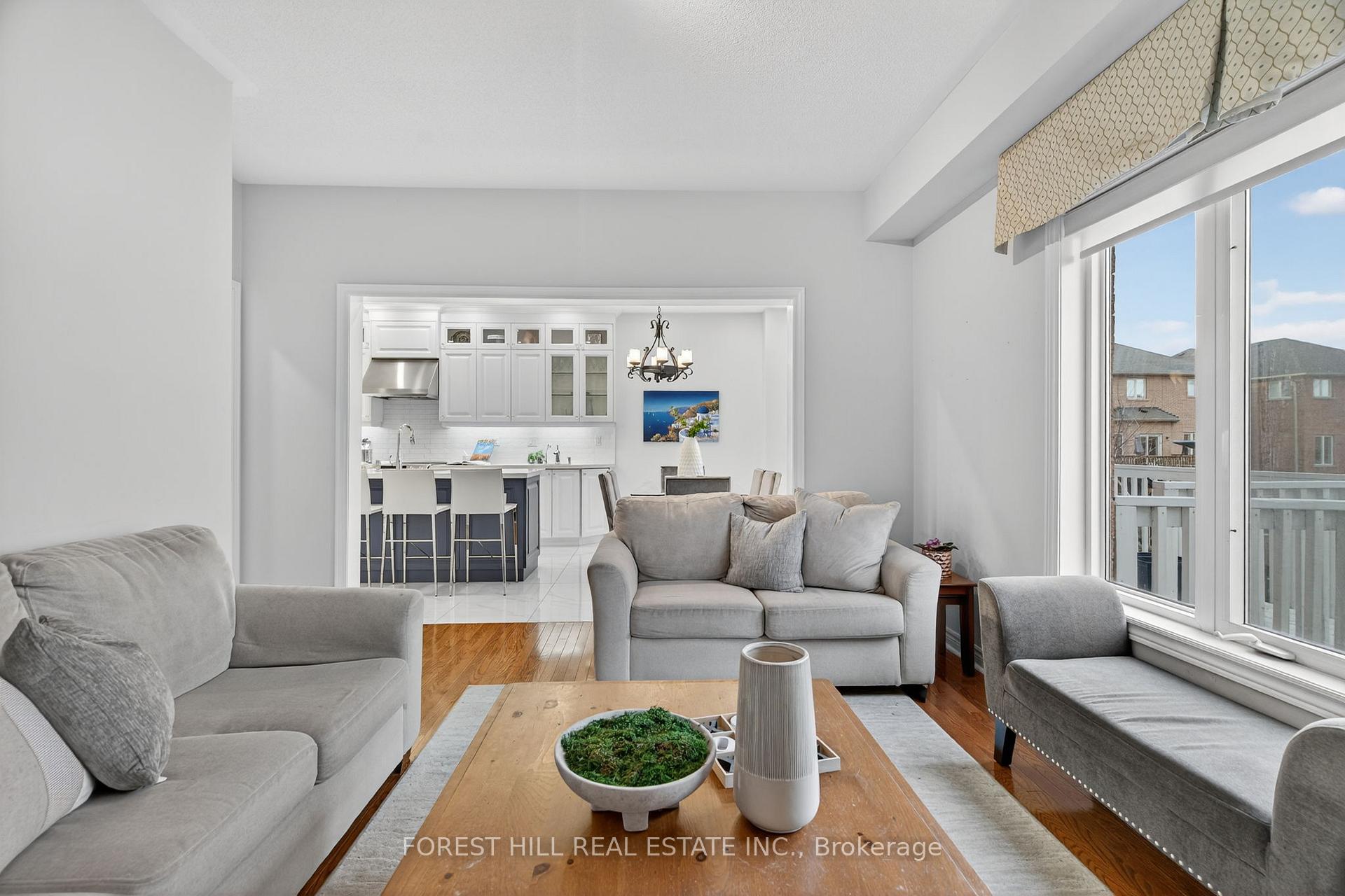 Photo 19 of 14 Pepperberry Road, Vaughan, Patterson — HOMEH