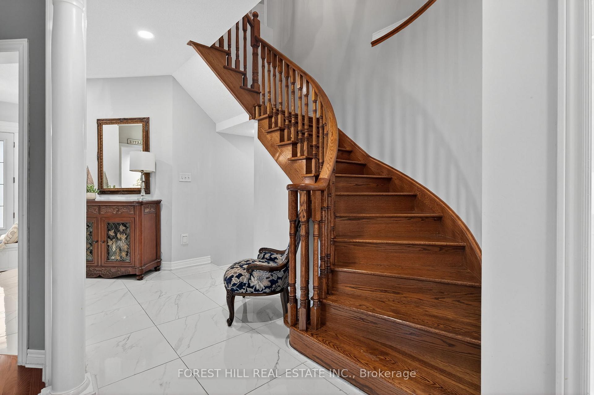 Photo 48 of 14 Pepperberry Road, Vaughan, Patterson — HOMEH