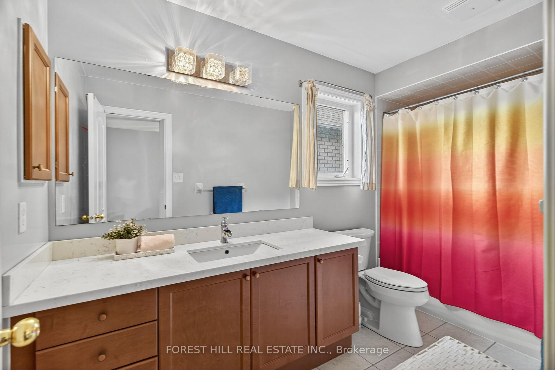 Photo 32 of 14 Pepperberry Road, Vaughan, Patterson — HOMEH
