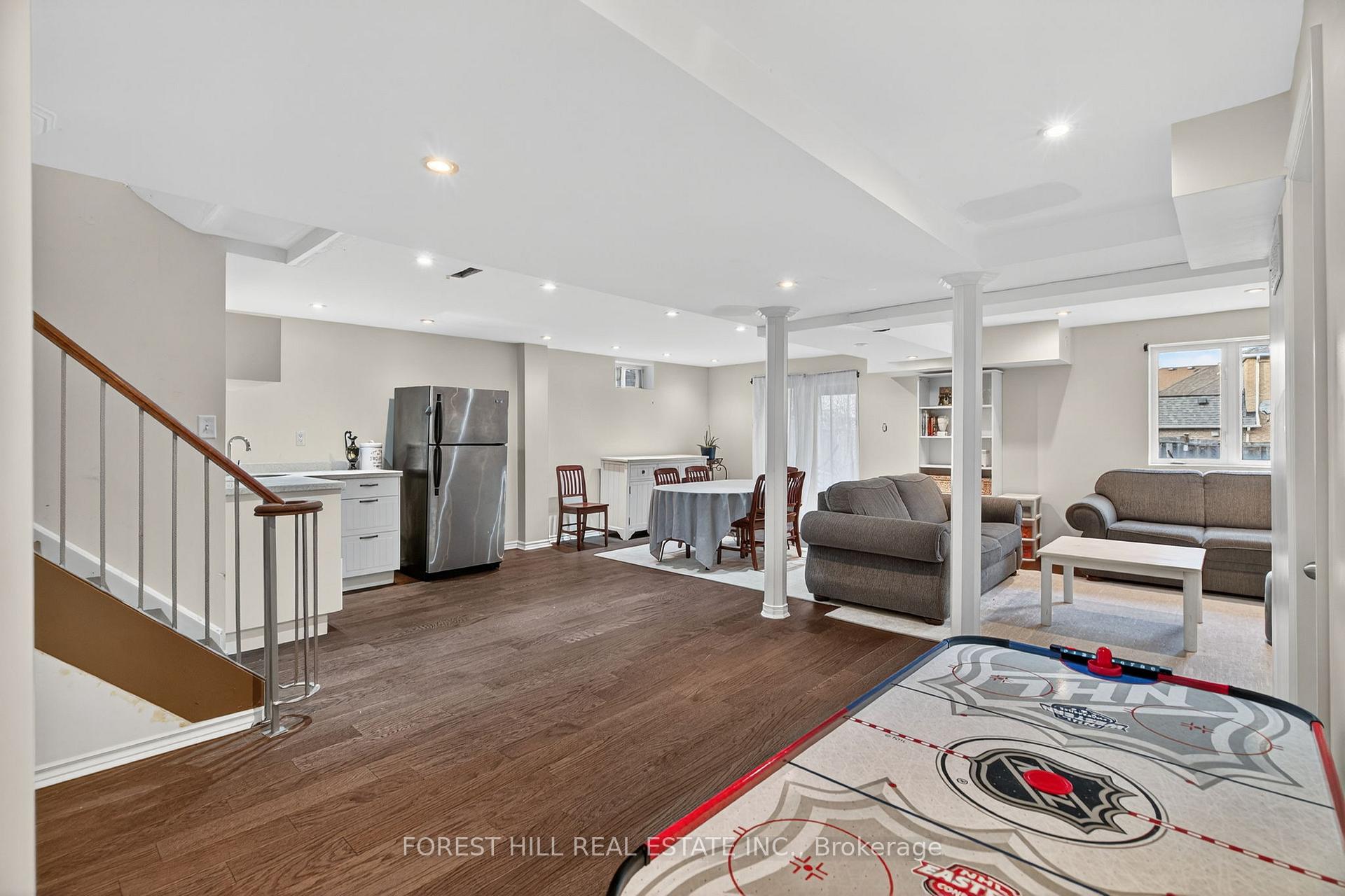 Photo 28 of 14 Pepperberry Road, Vaughan, Patterson — HOMEH