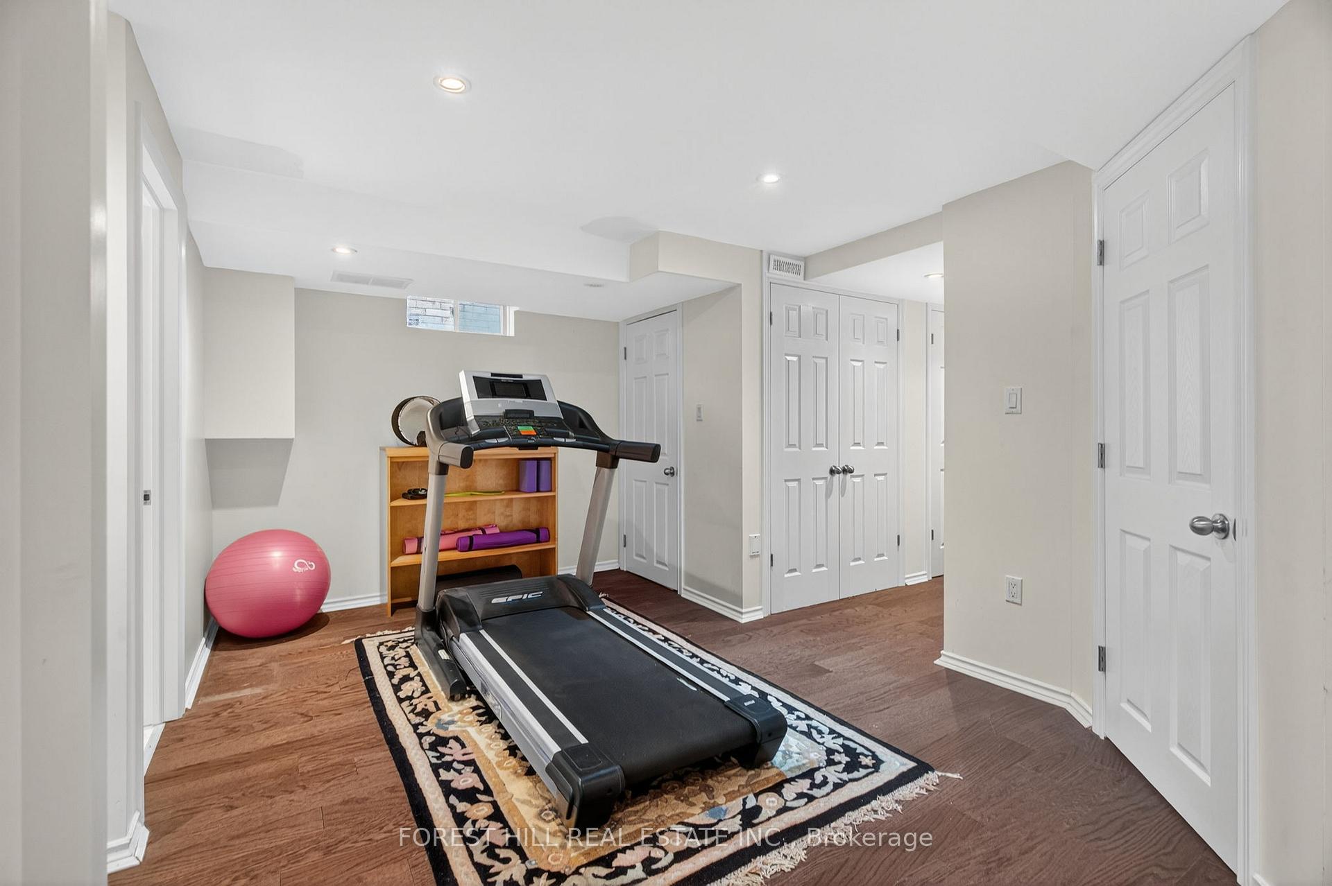 Photo 38 of 14 Pepperberry Road, Vaughan, Patterson — HOMEH