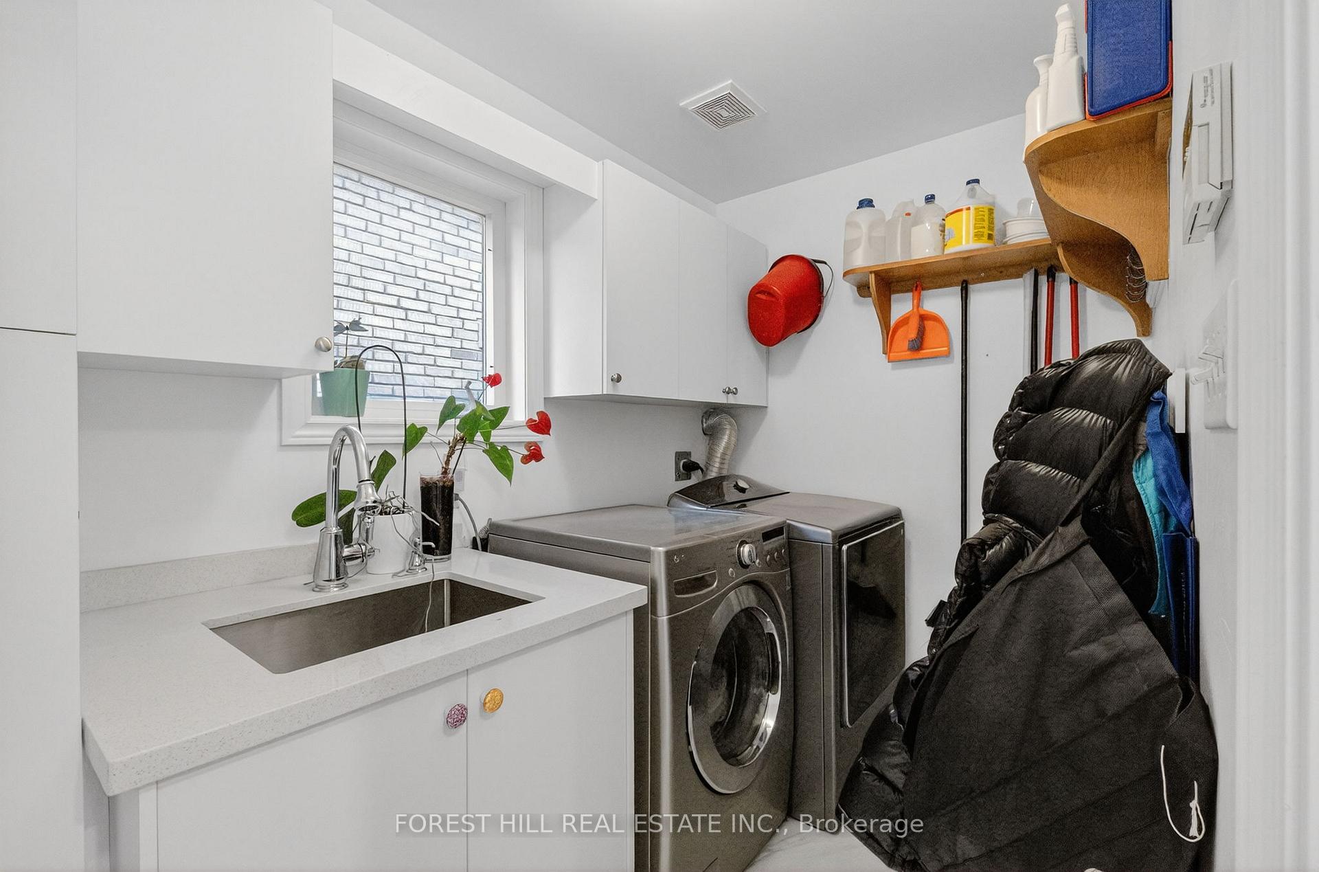 Photo 47 of 14 Pepperberry Road, Vaughan, Patterson — HOMEH