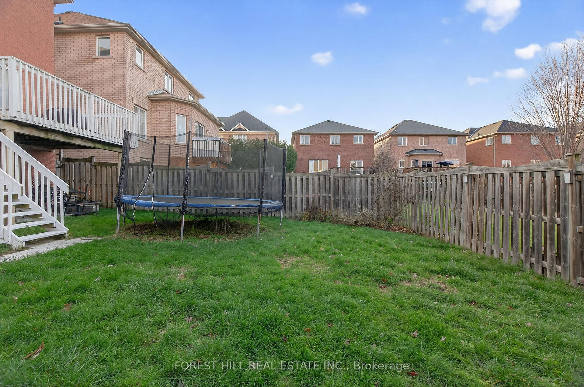 Photo 33 of 14 Pepperberry Road, Vaughan, Patterson — HOMEH