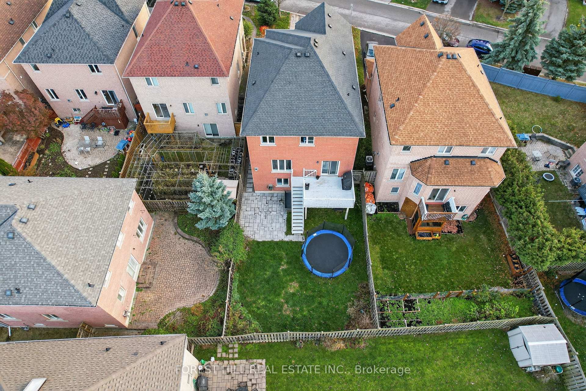 Photo 36 of 14 Pepperberry Road, Vaughan, Patterson — HOMEH