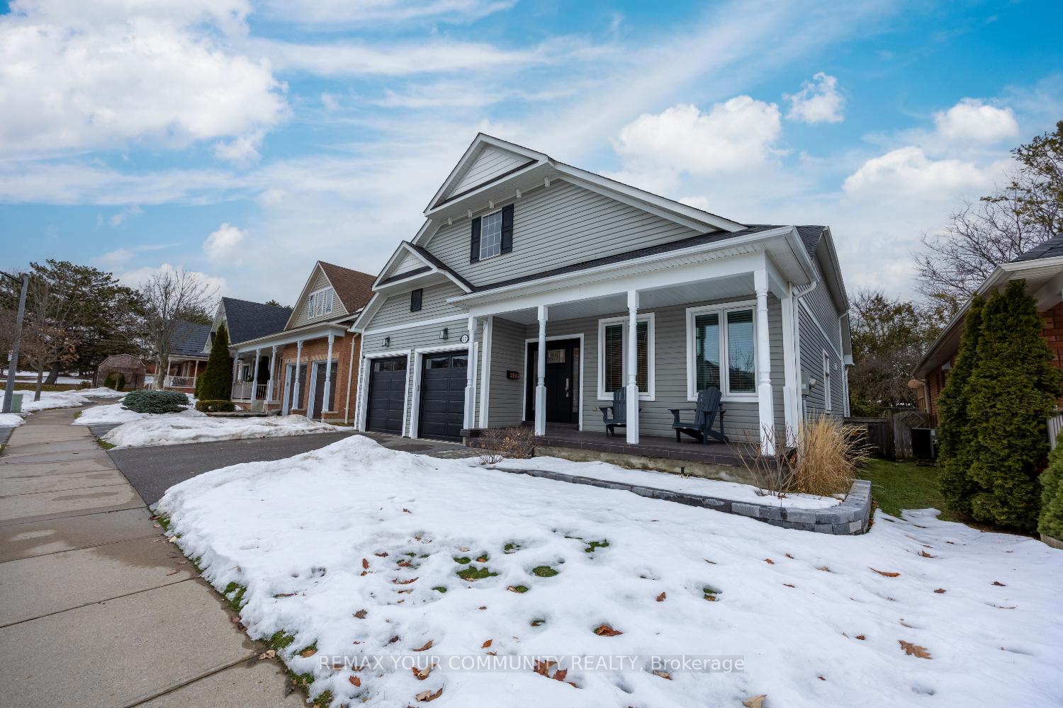 Photo 2 of 37 Leithridge Crescent, Whitby, Brooklin — HOMEH