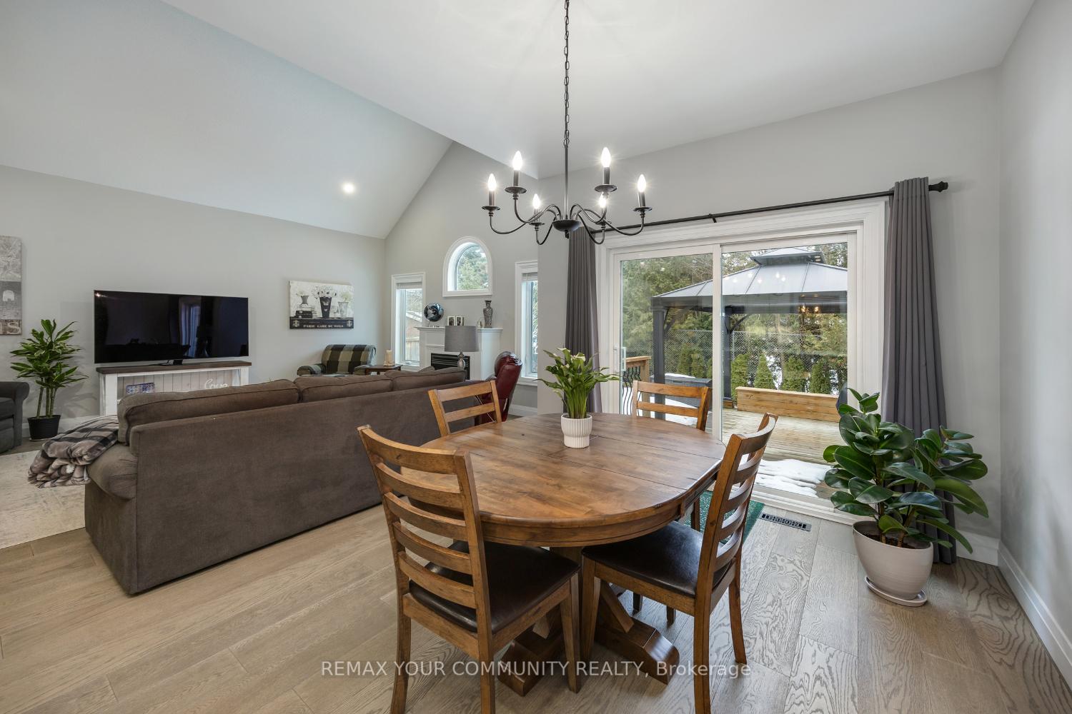 Photo 16 of 37 Leithridge Crescent, Whitby, Brooklin — HOMEH