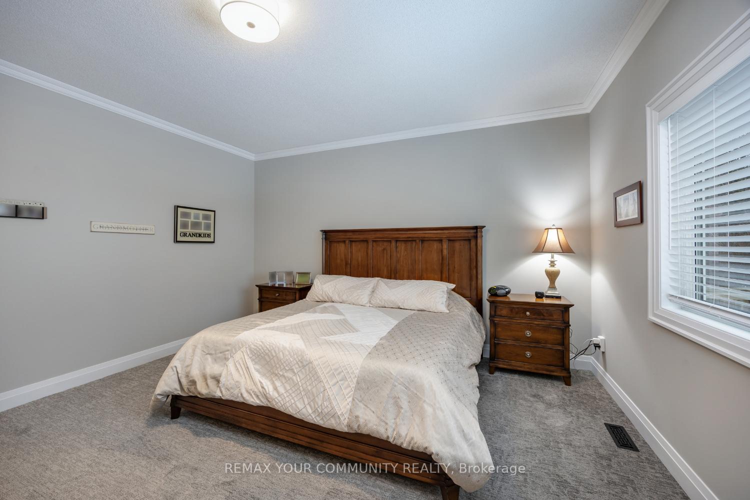 Photo 11 of 37 Leithridge Crescent, Whitby, Brooklin — HOMEH