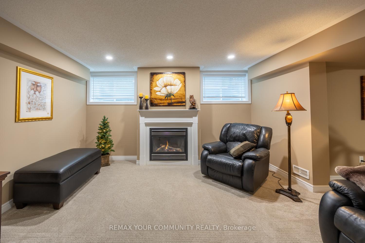 Photo 27 of 37 Leithridge Crescent, Whitby, Brooklin — HOMEH
