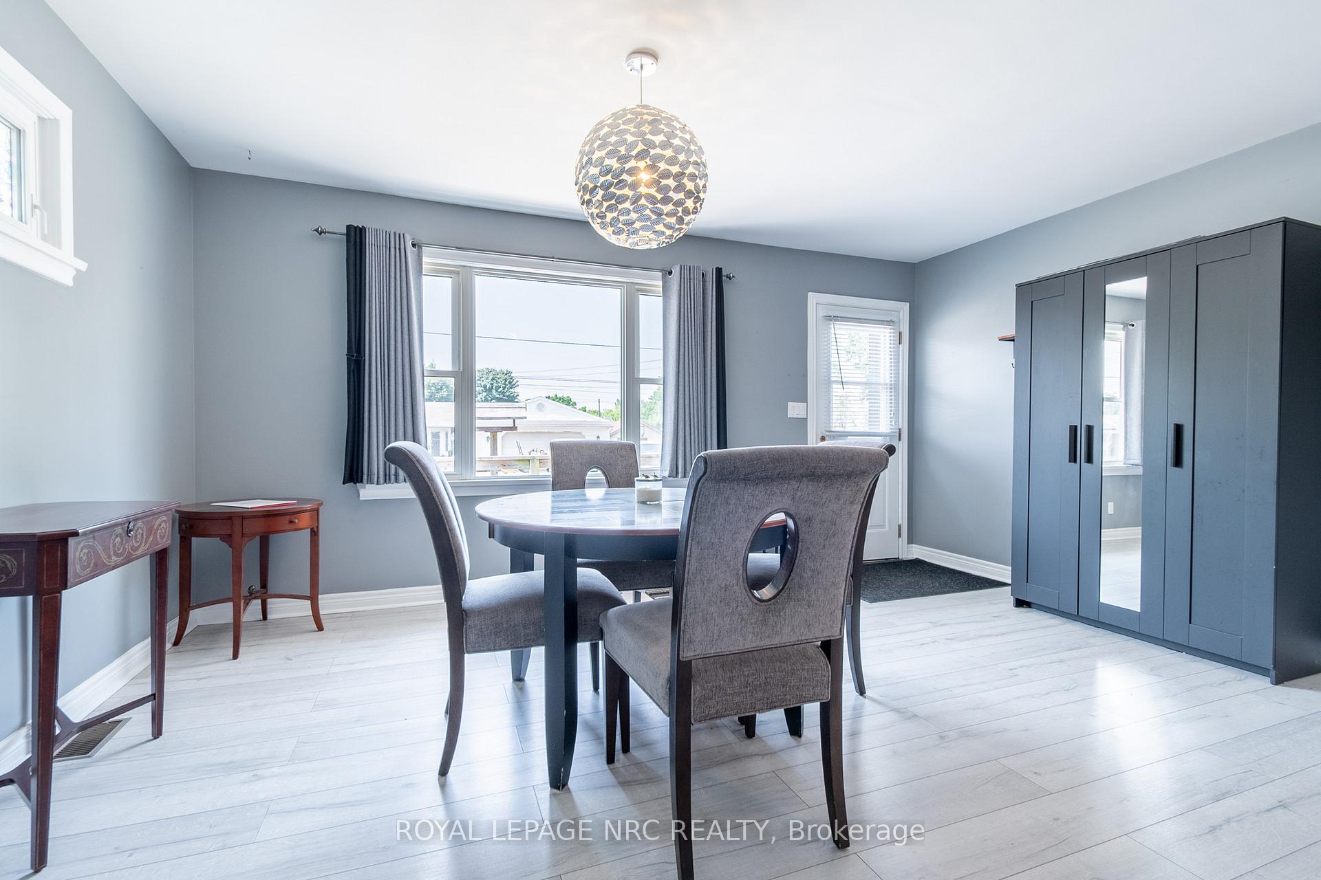 Photo 3 of 100 Knoll Street, Port Colborne, Main Street — HOMEH