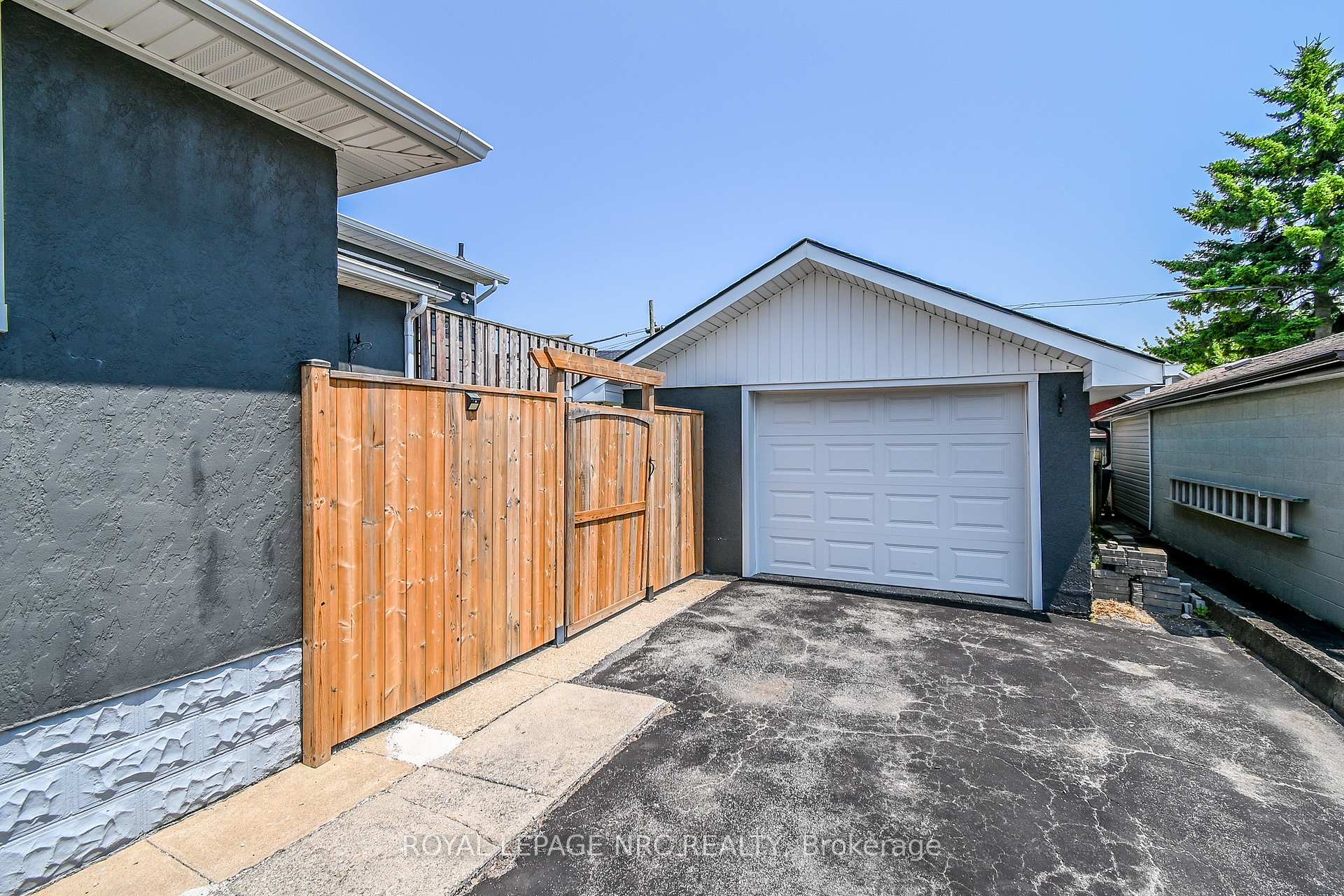 Photo 16 of 100 Knoll Street, Port Colborne, Main Street — HOMEH