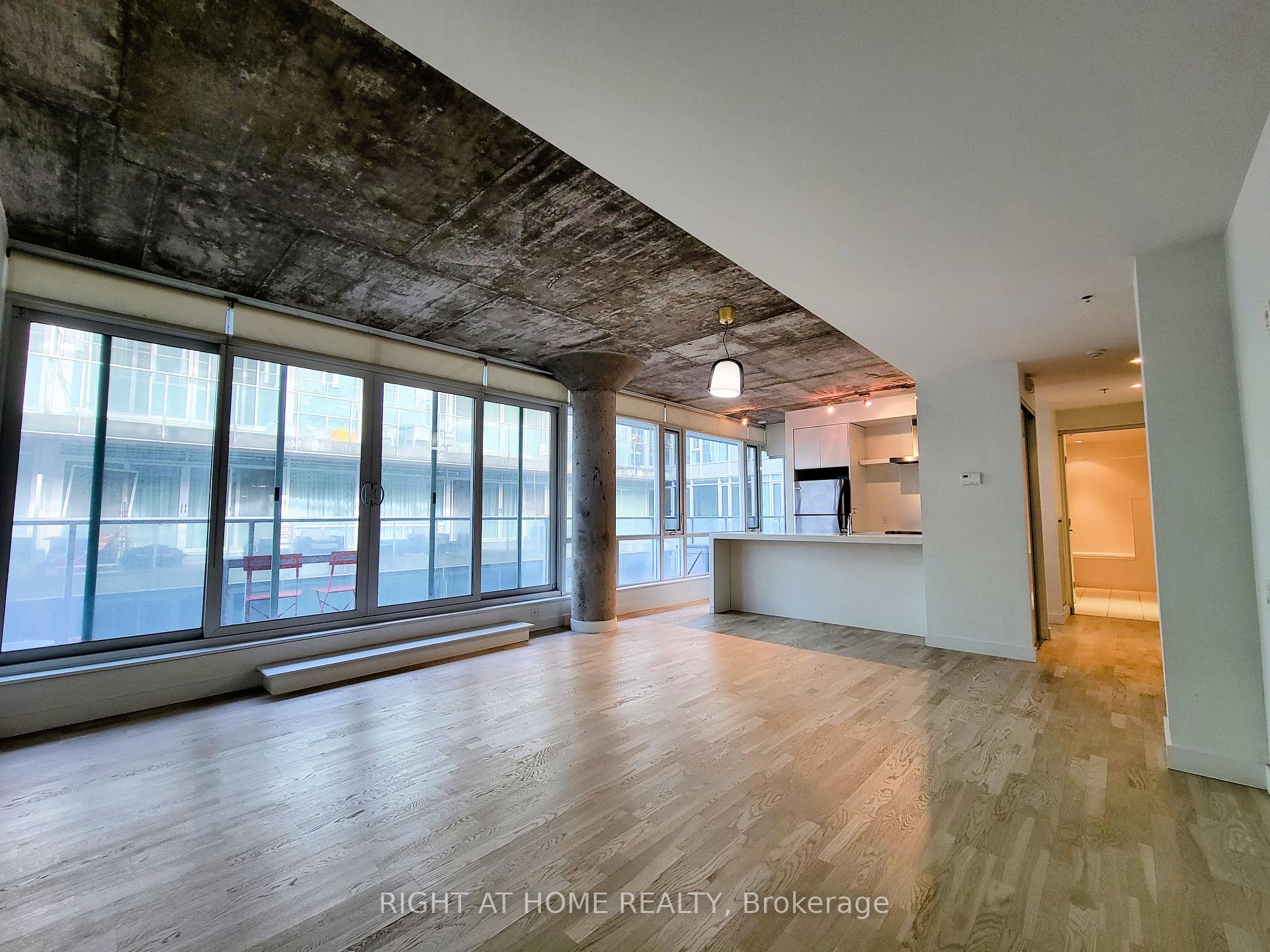 Photo 5 of Unit 808, 75 Portland Street, Toronto, Waterfront Communities — HOMEH